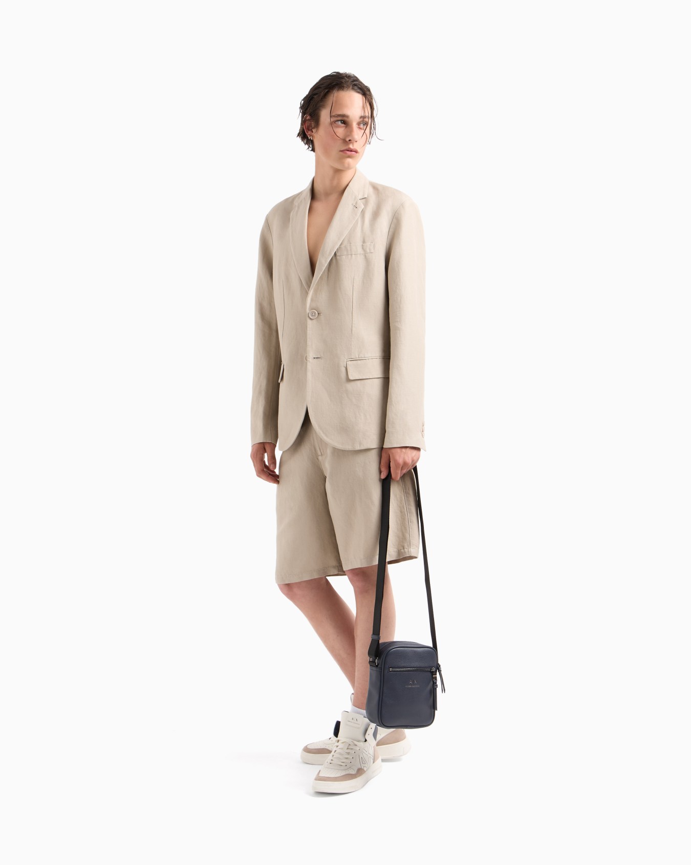 Single-breasted two-button jacket Slide 1