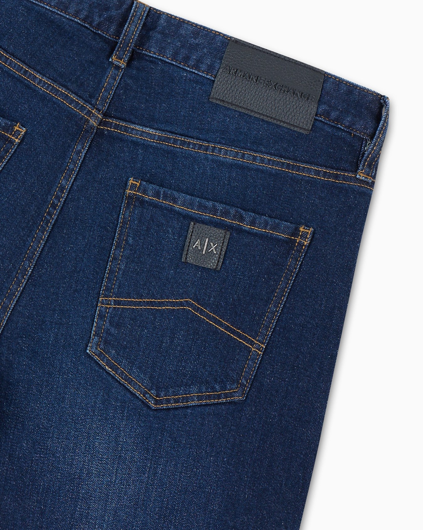 Vaqueros J13 de corte slim en denim índigo Diapositiva 5