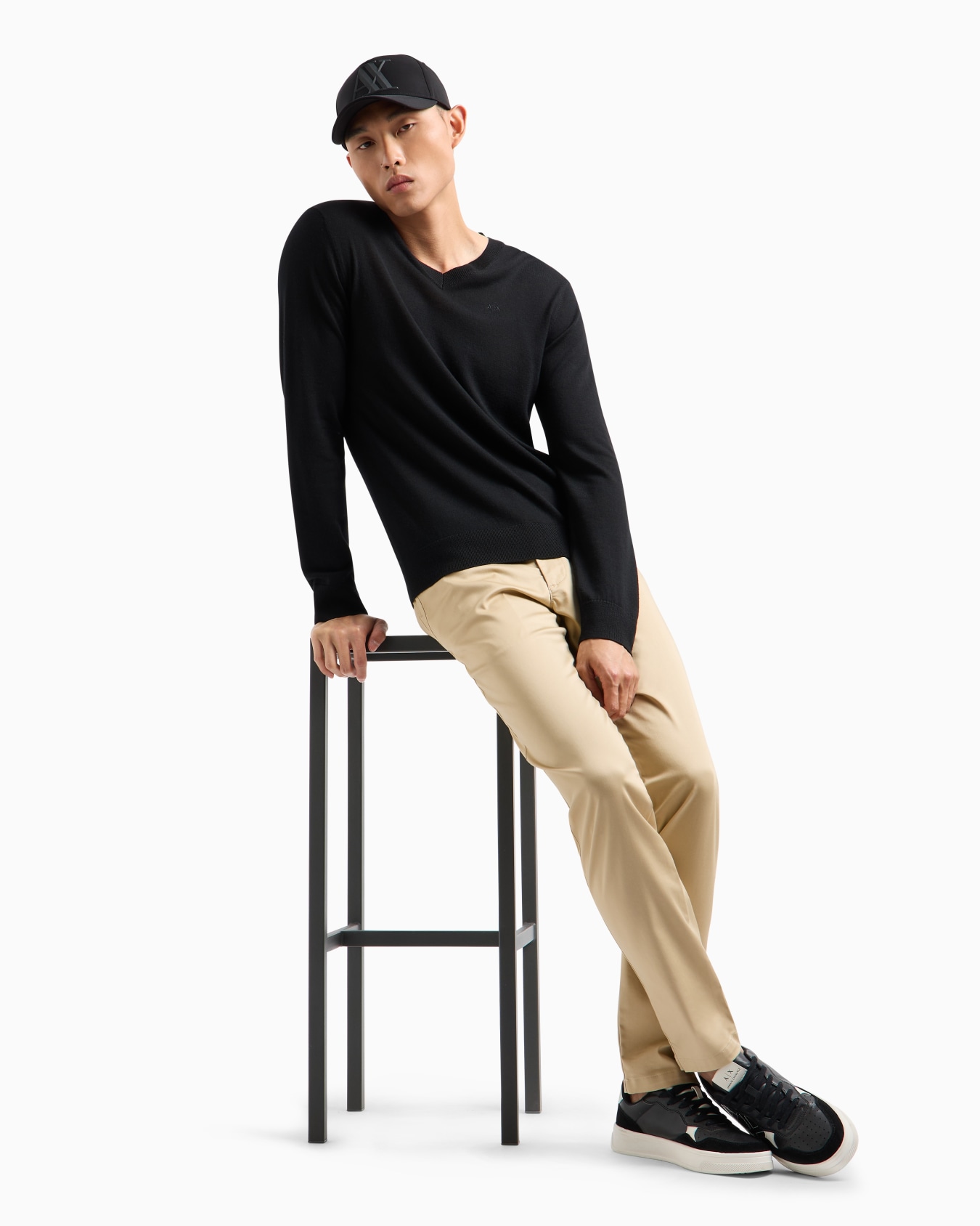 ASV チェック ジャカード クルーネック セーター スライドする 3