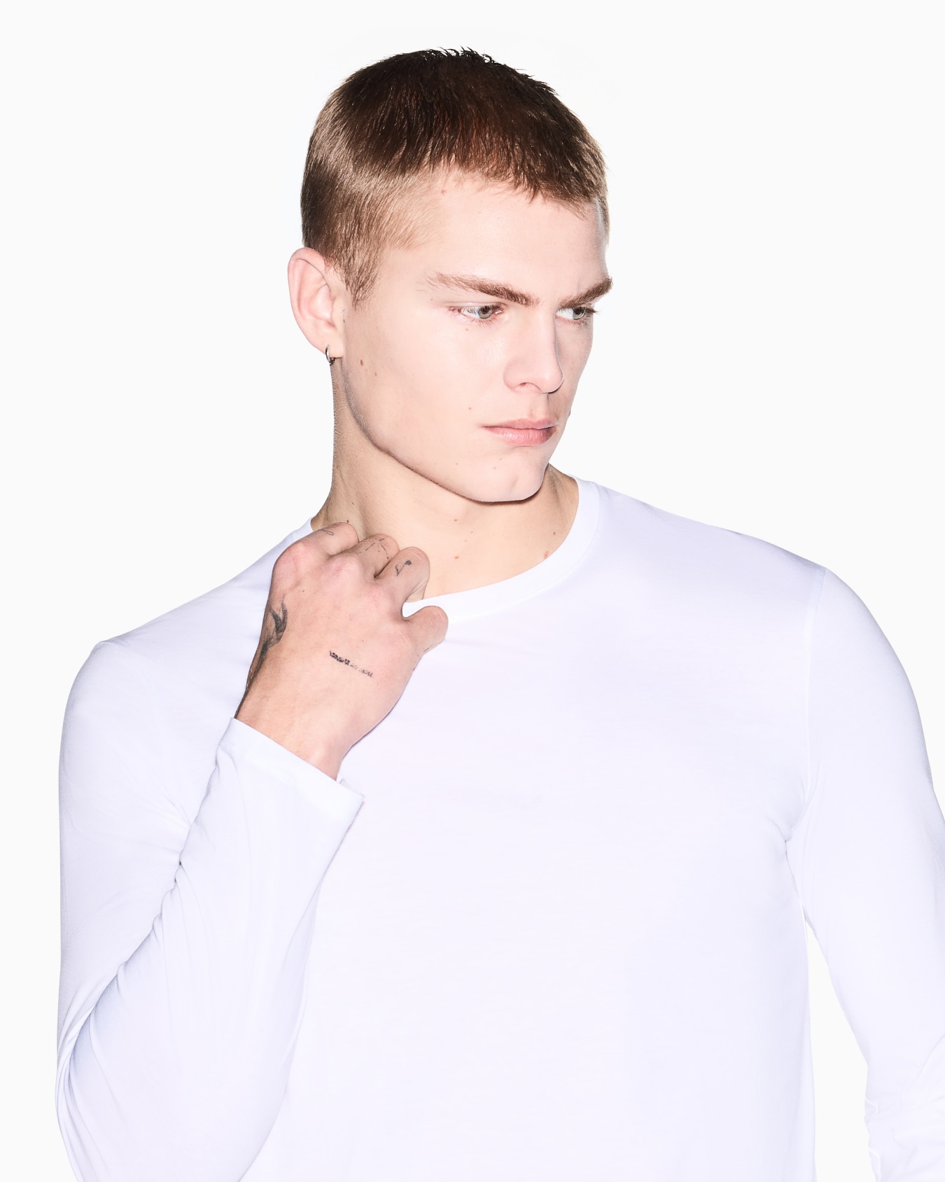 T-shirt a Maniche Lunghe in Jersey di Cotone Pima Slide 5