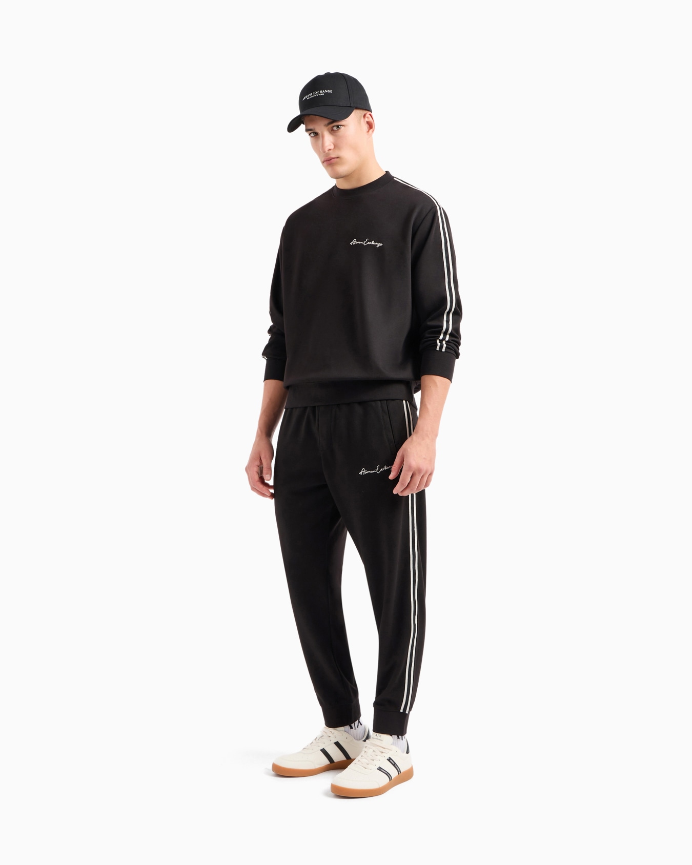 Logo Signature Crewneck Sweatshirt Slide 1