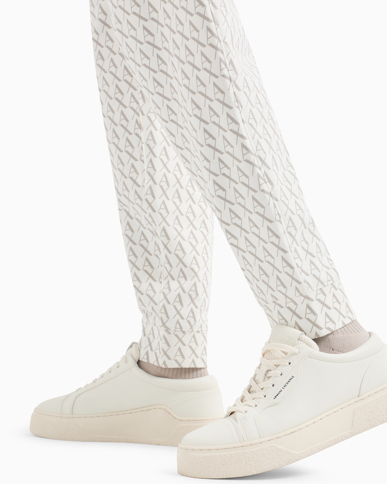 Pantalon de jogging en tissu à motif logo all-over Diapositive 4