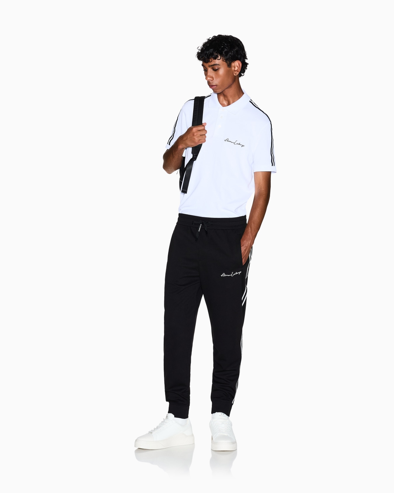 Logo Signature Joggers Slide 1