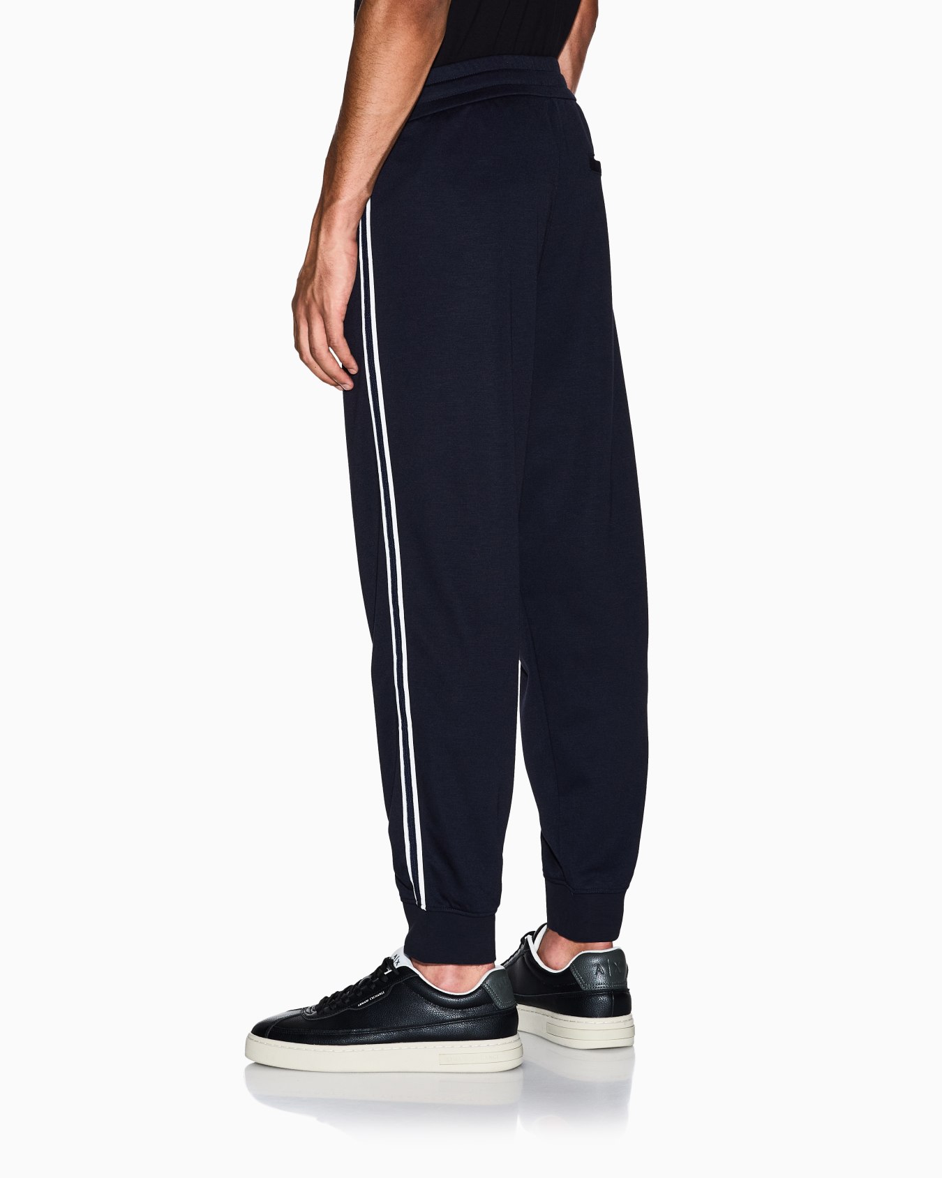 Logo Signature Joggers Slide 2