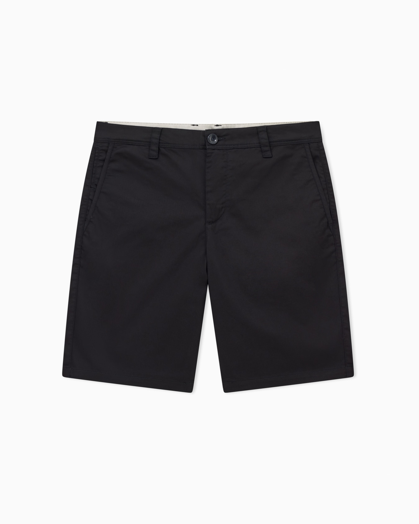 Bermuda shorts in satin stretch fabric Diapositiva 0