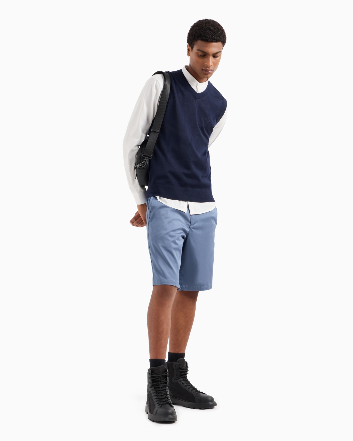Bermuda shorts in satin stretch fabric Slide 3