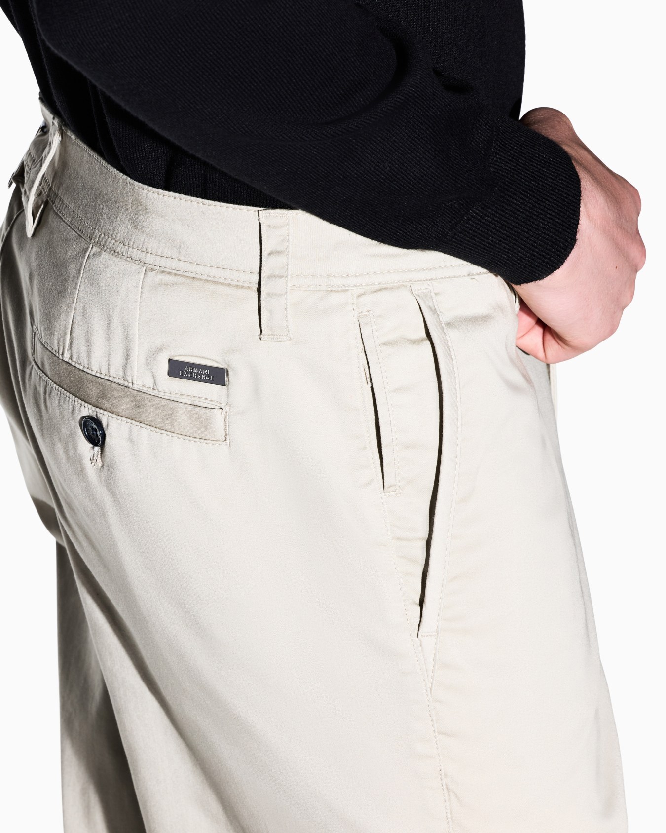 Bermuda shorts in stretch cotton satin Slide 4