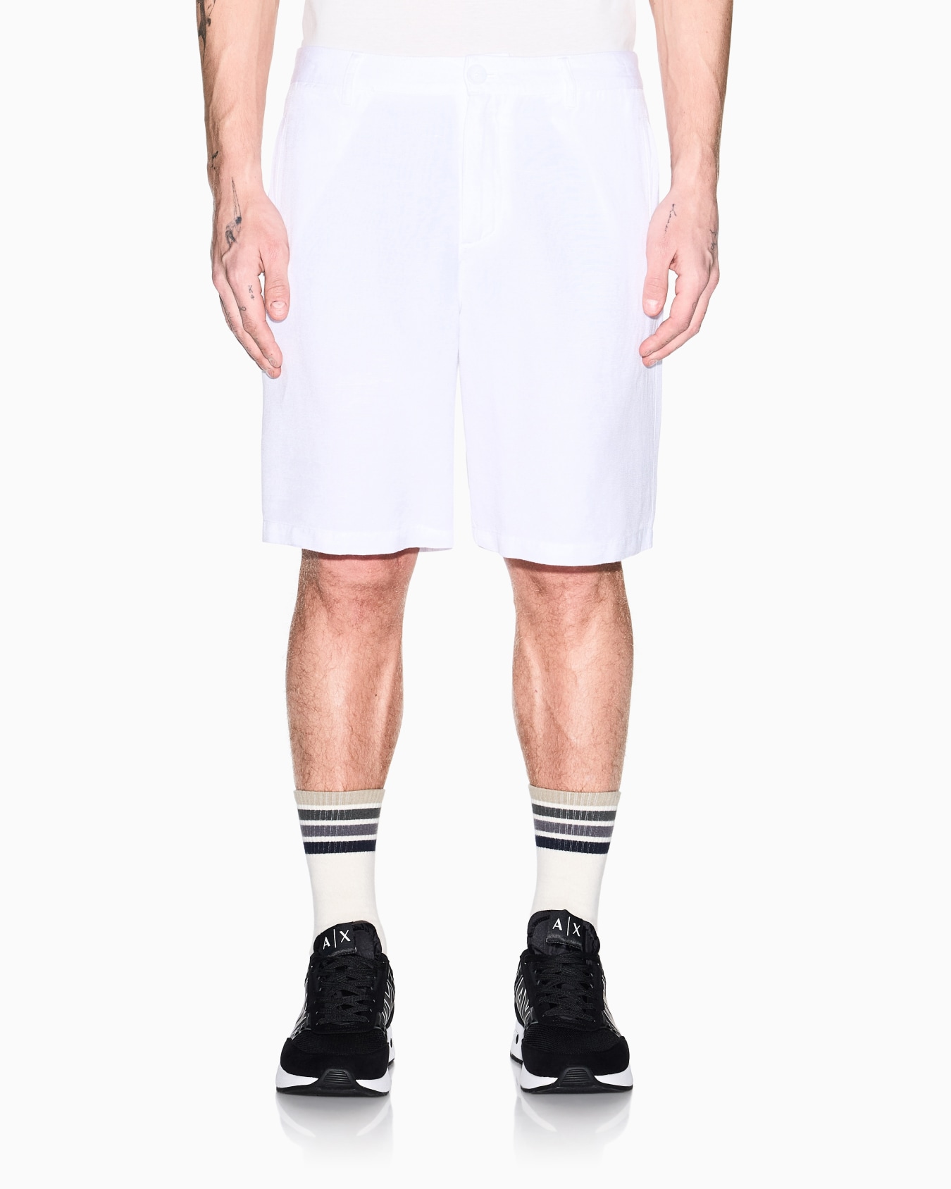 Bermudas de gabardina elástica Diapositiva 3