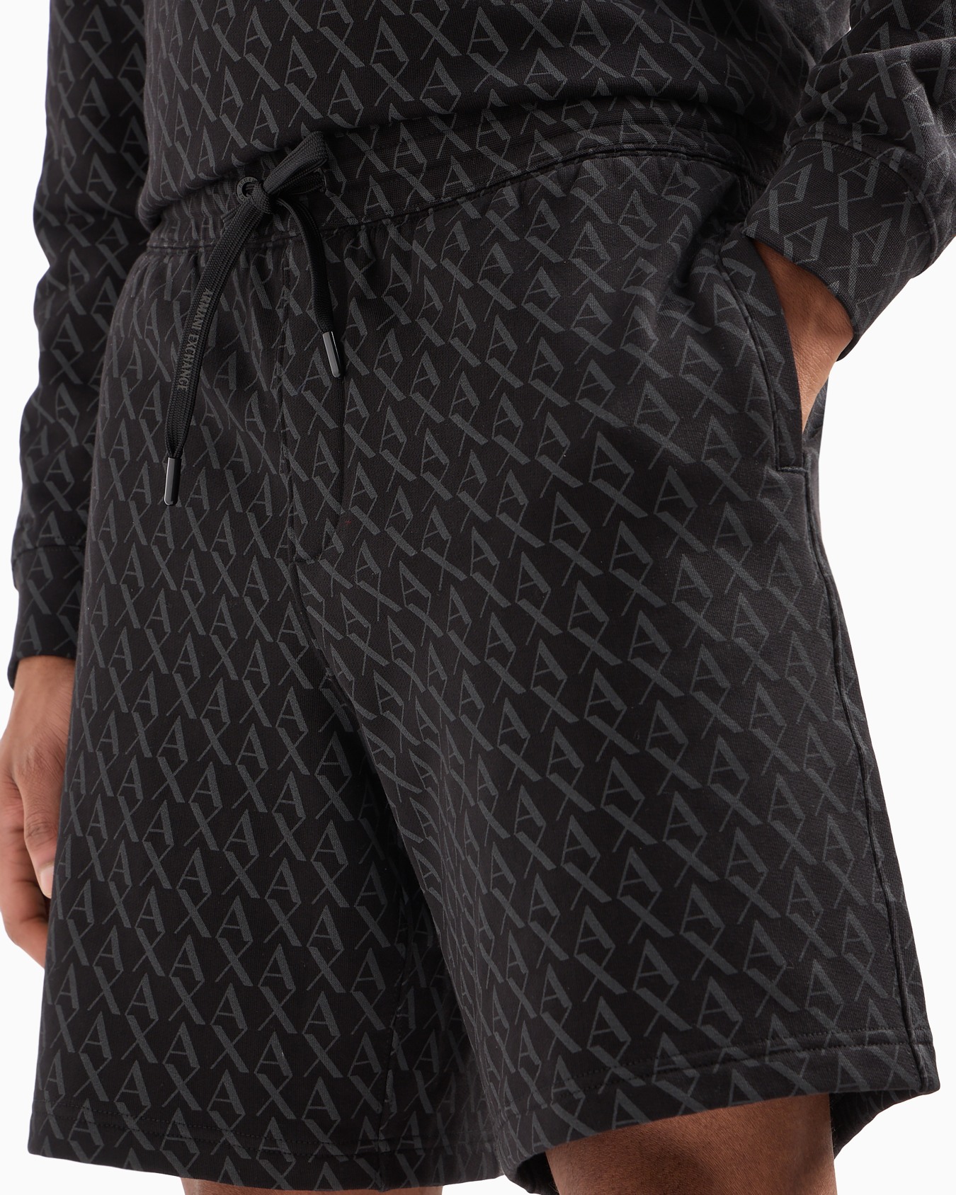 Trousers in flowing fabric Slide 4