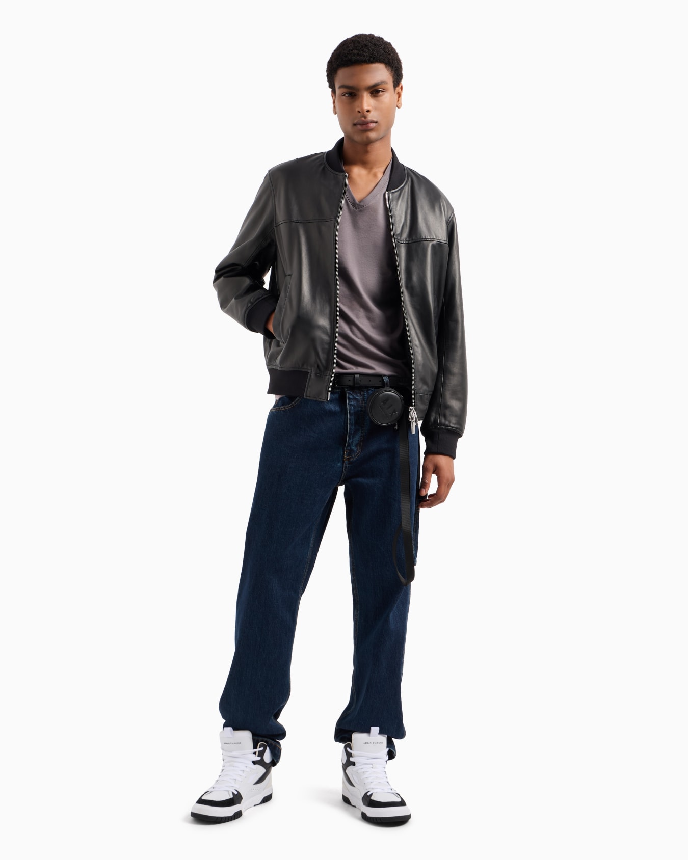 Slim fit T-shirt in Pima cotton jersey Slide 3