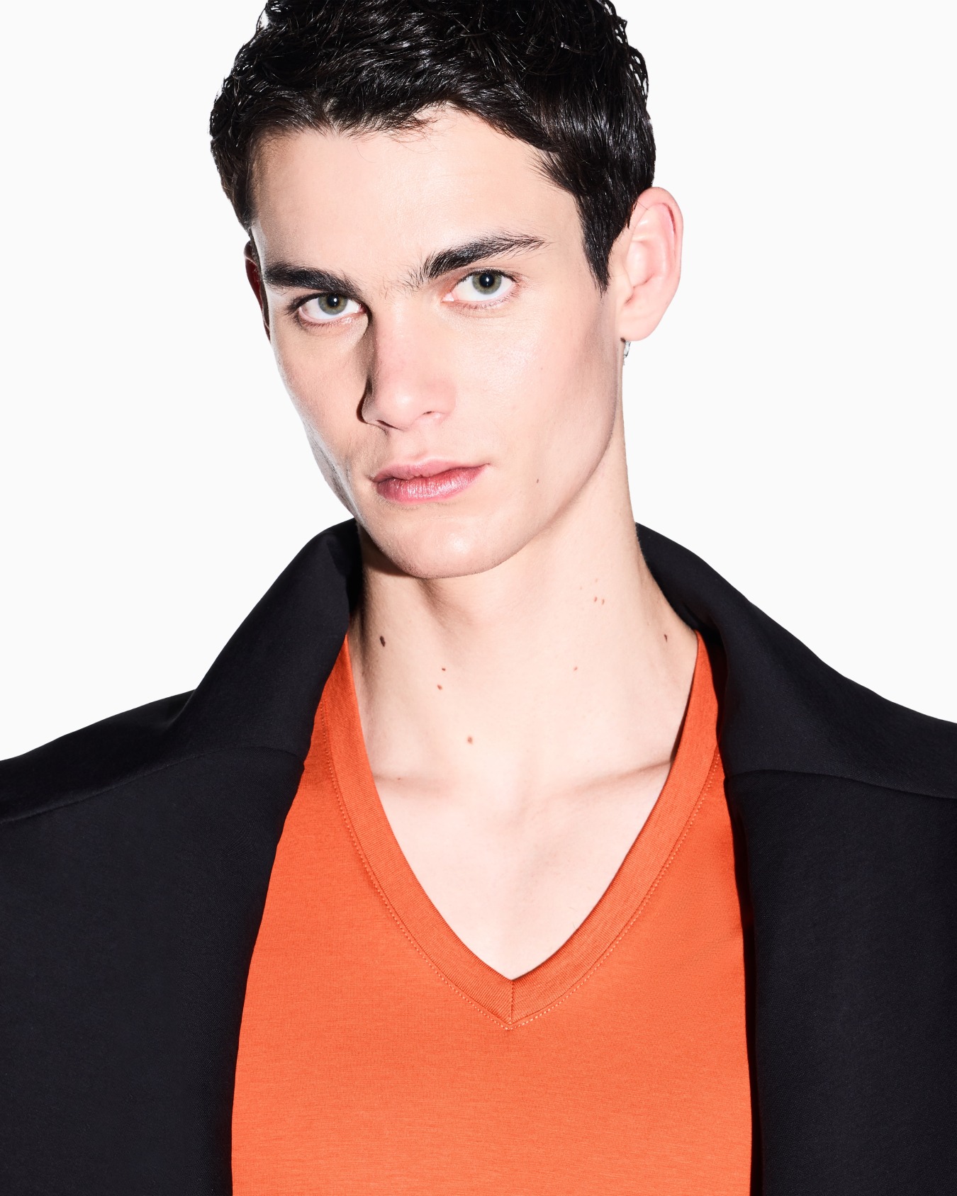 Slim fit T-shirt in Pima cotton jersey Slide 4