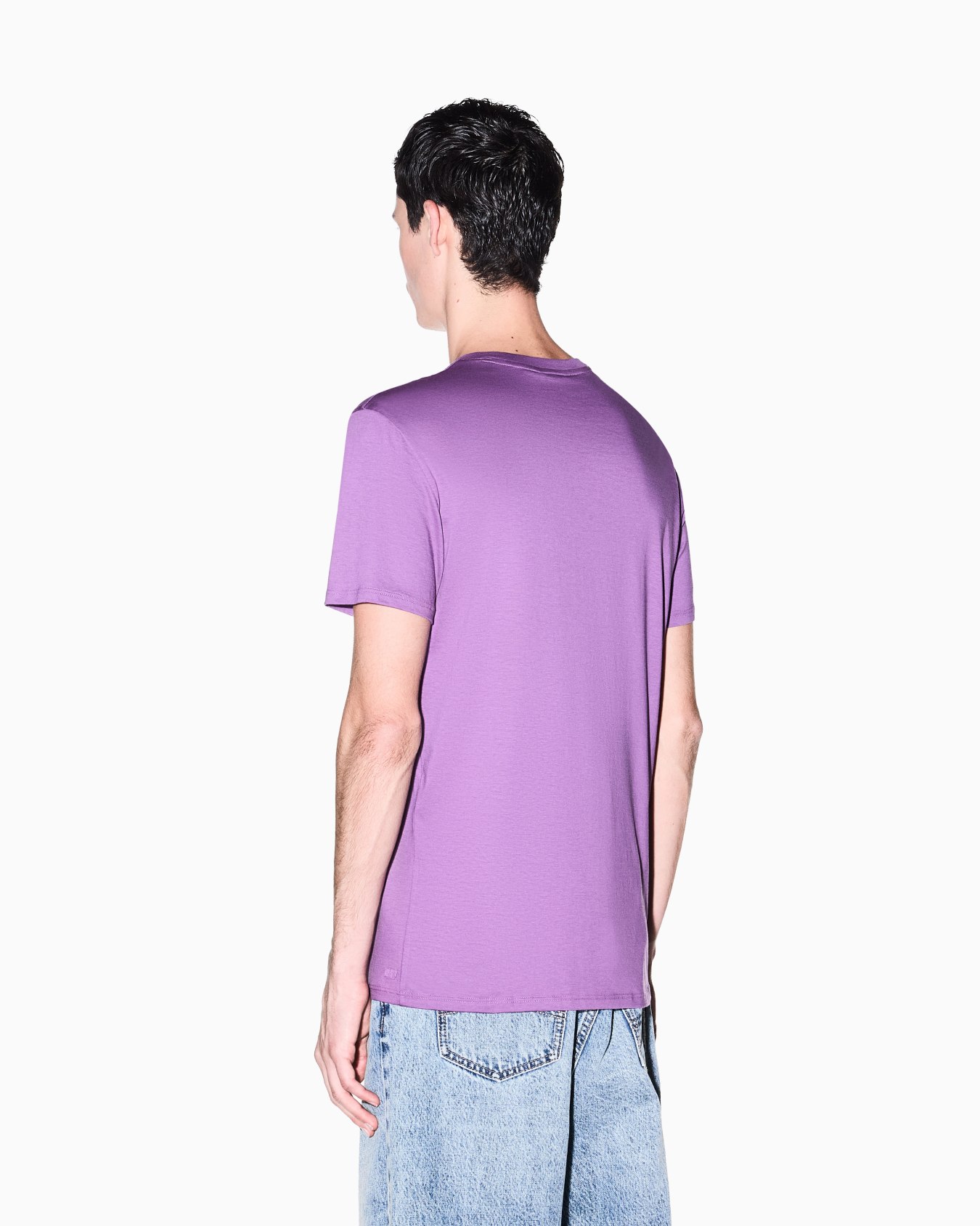 Slim fit T-shirt in Pima cotton jersey Slide 2