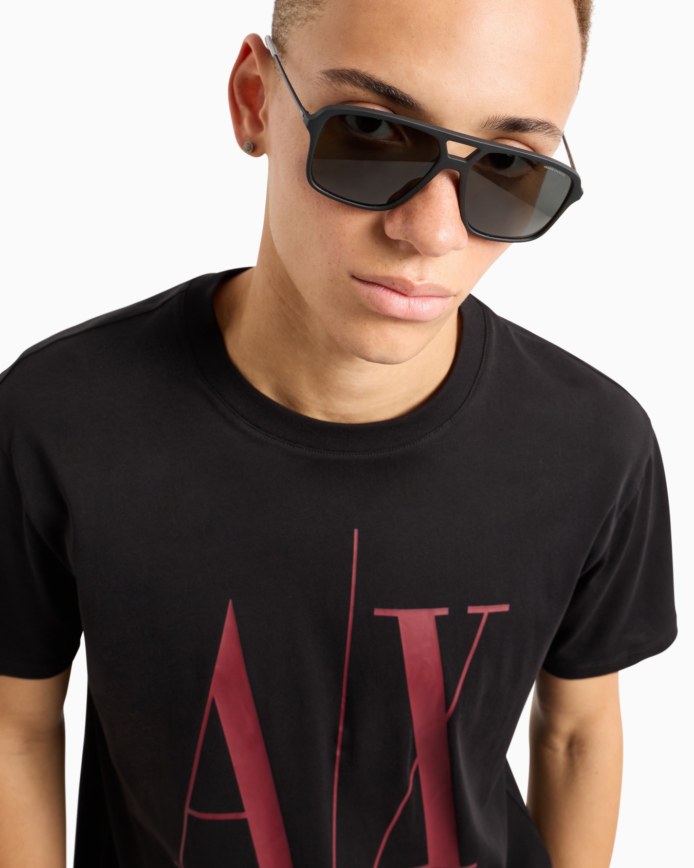 Regular fit T-shirt with logo  Slide 3