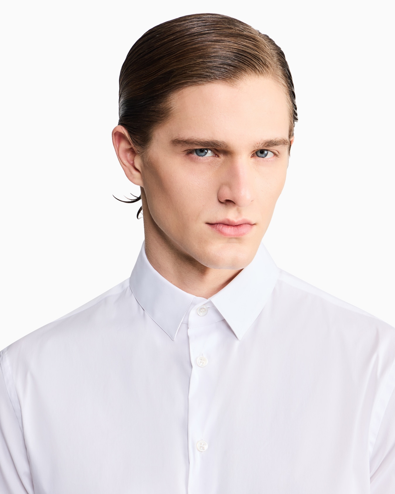 Kurzärmlige Bluse aus stückgefärbtem Stretch-Gewebe Folie 6