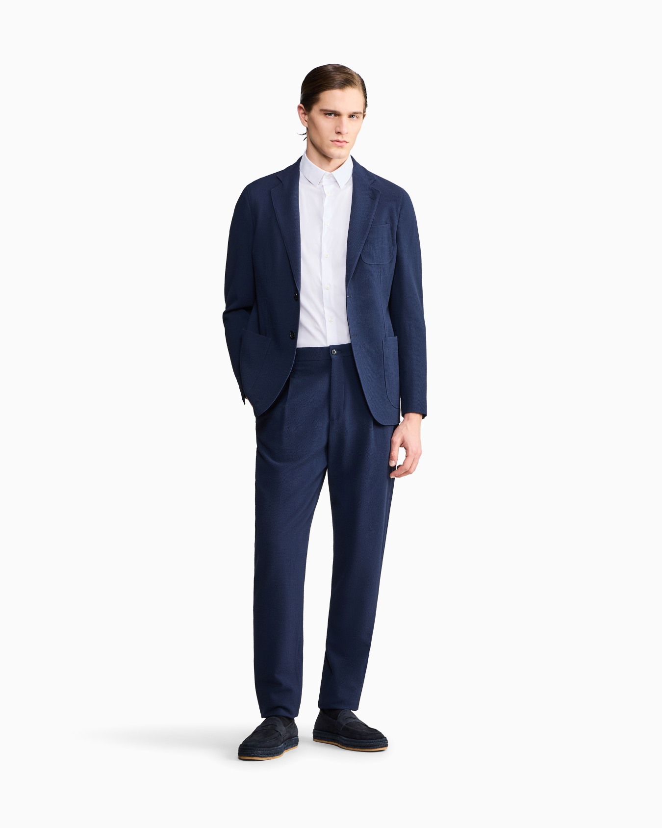 Kurzärmlige Bluse aus stückgefärbtem Stretch-Gewebe Folie 1