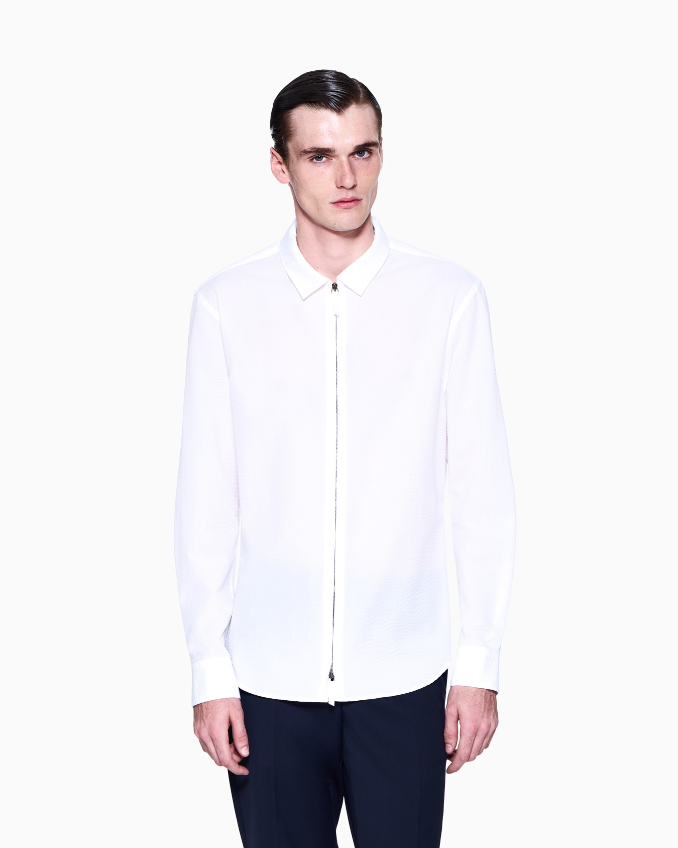 Zipped, cotton-seersucker shirt Slide 3