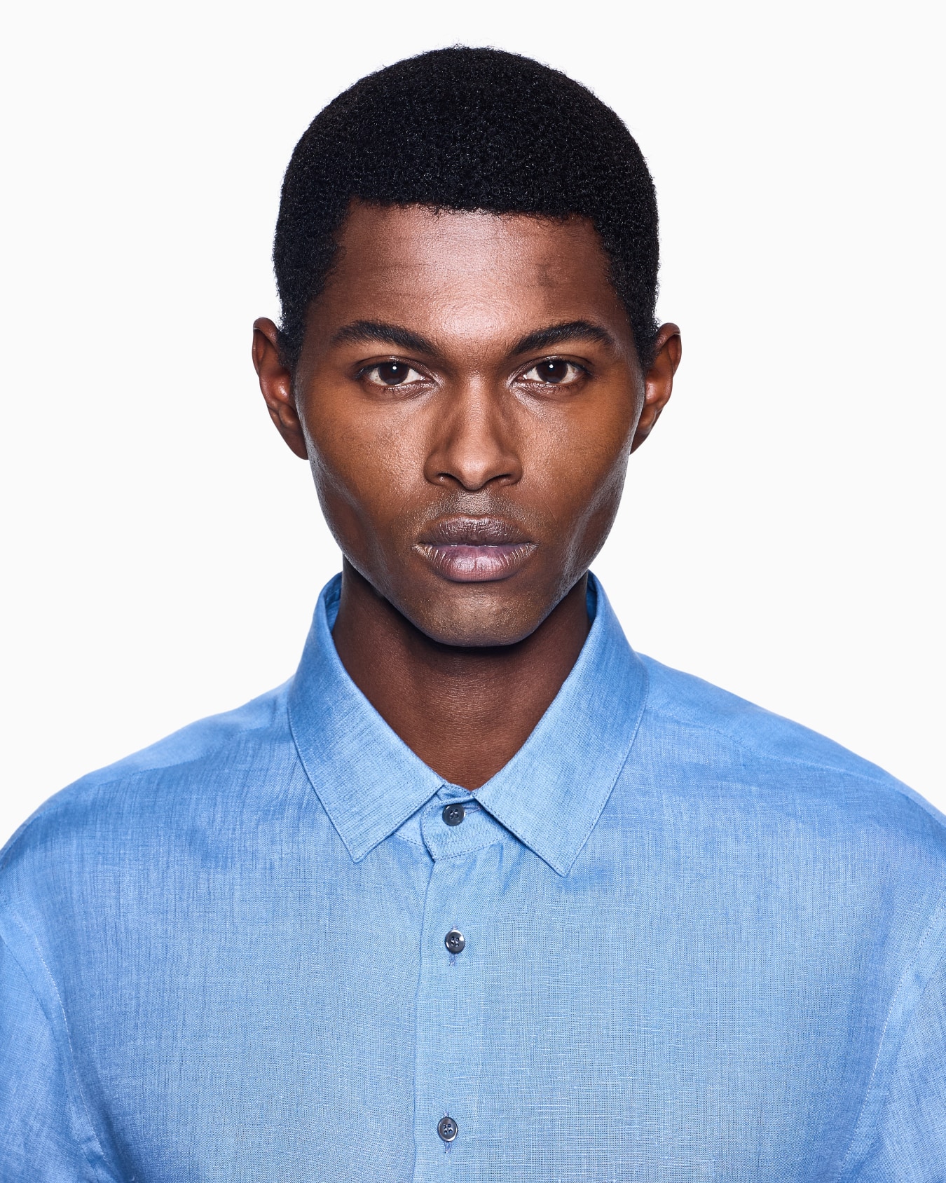 Camicia regular fit in lino Slide 4