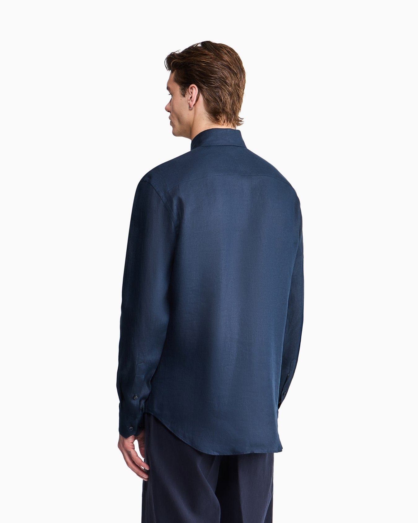 Regular-fit shirt in linen Slide 5