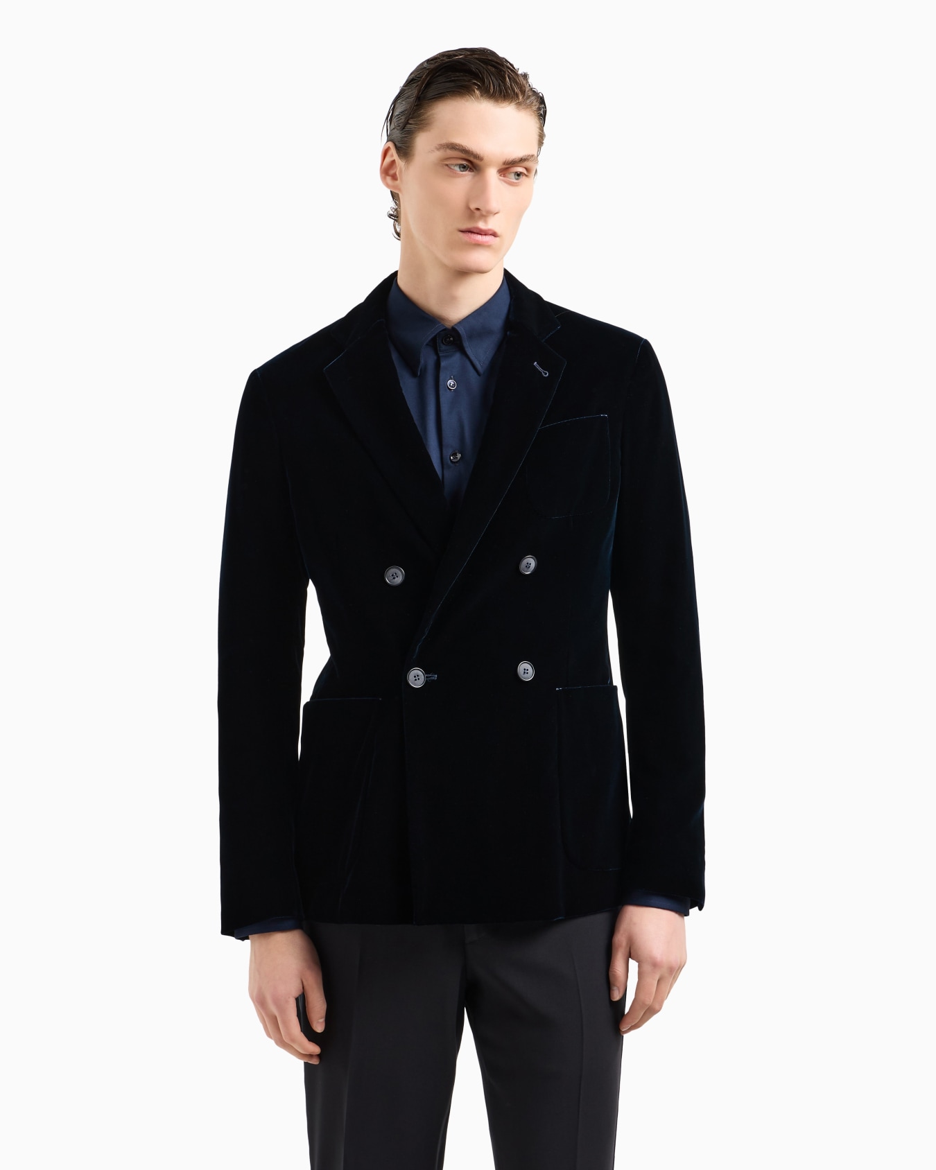 Doppelreihige Jacke aus einfarbigem Stretchsamt Folie 3