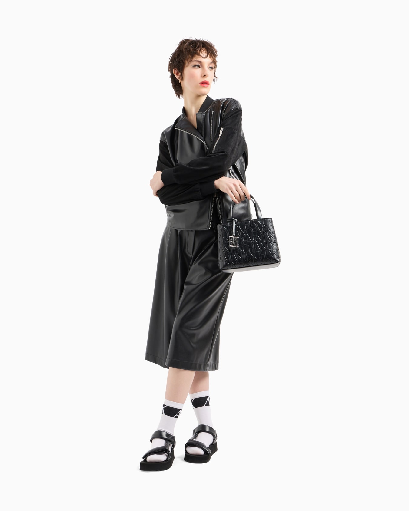 Small shopper with handles and shoulder strap Slide 5