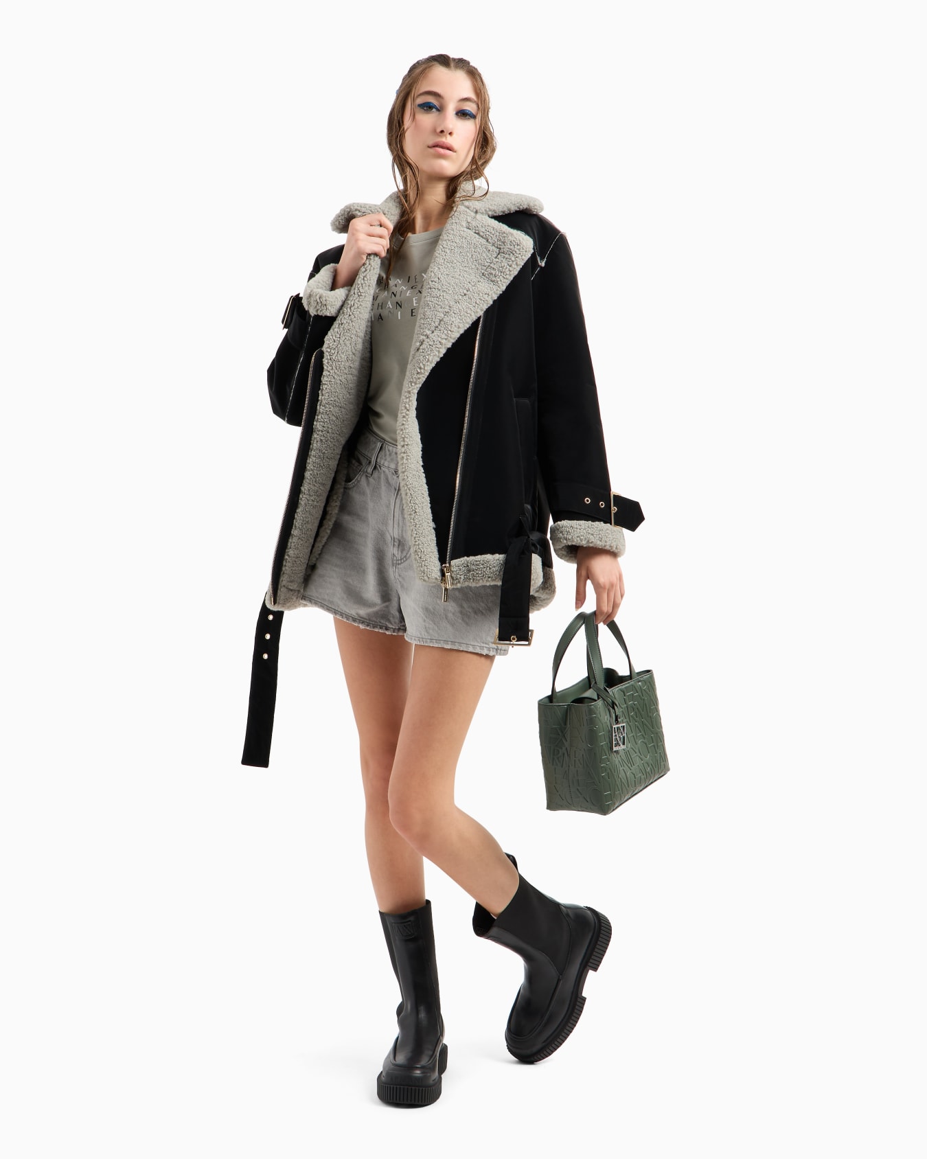 Small shopper with handles and shoulder strap Slide 5