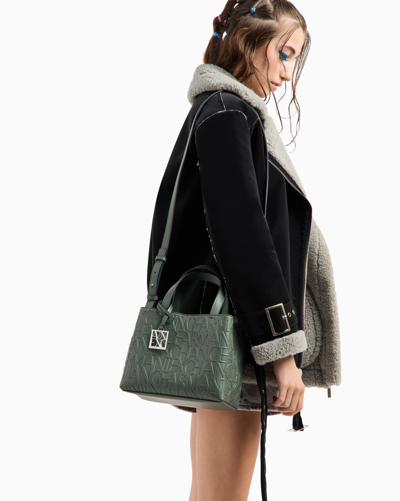 Small shopper with handles and shoulder strap Slide 6