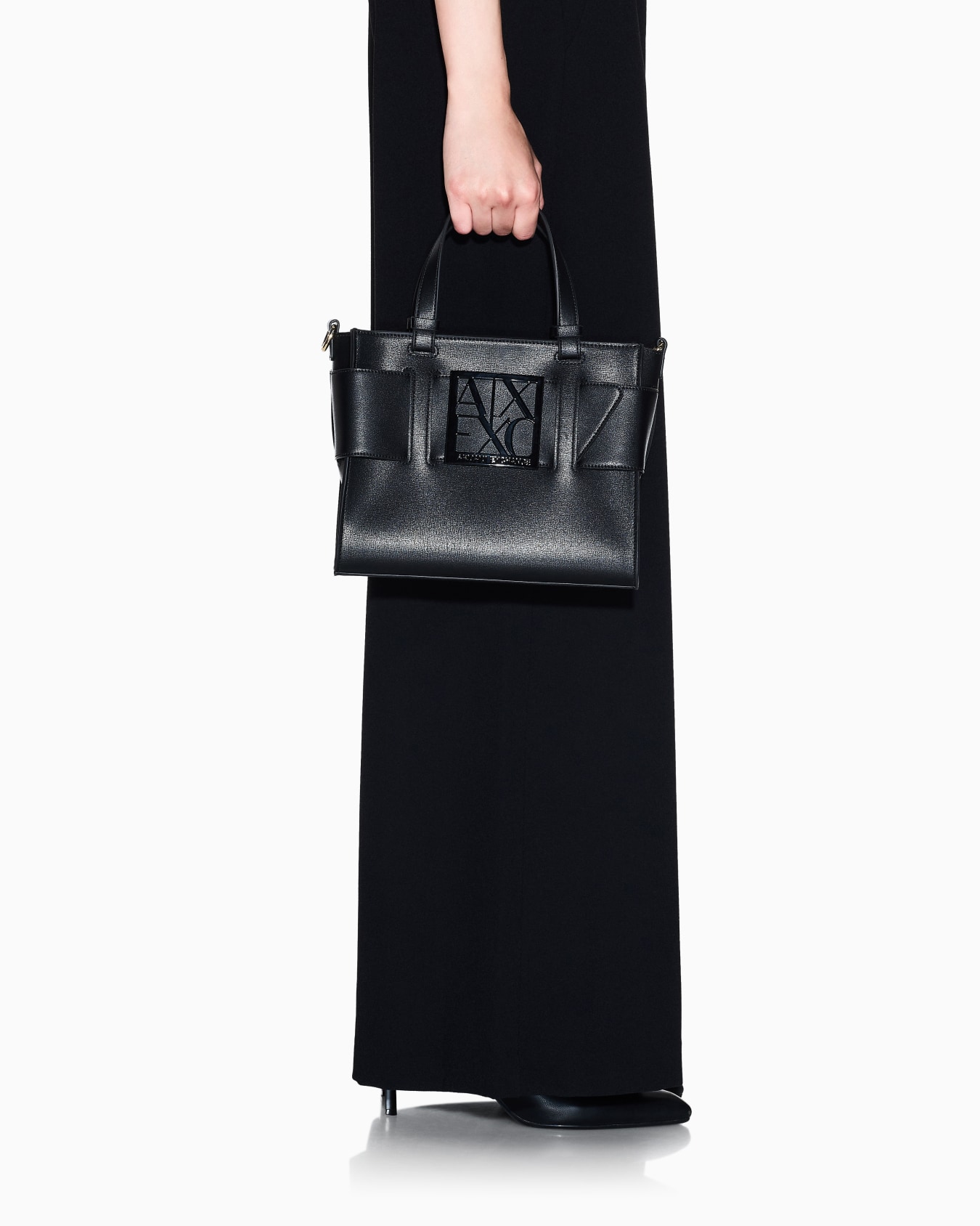 Mittelgroße Tragetasche mit Doppelgriffen und Schultergurt Folie 6