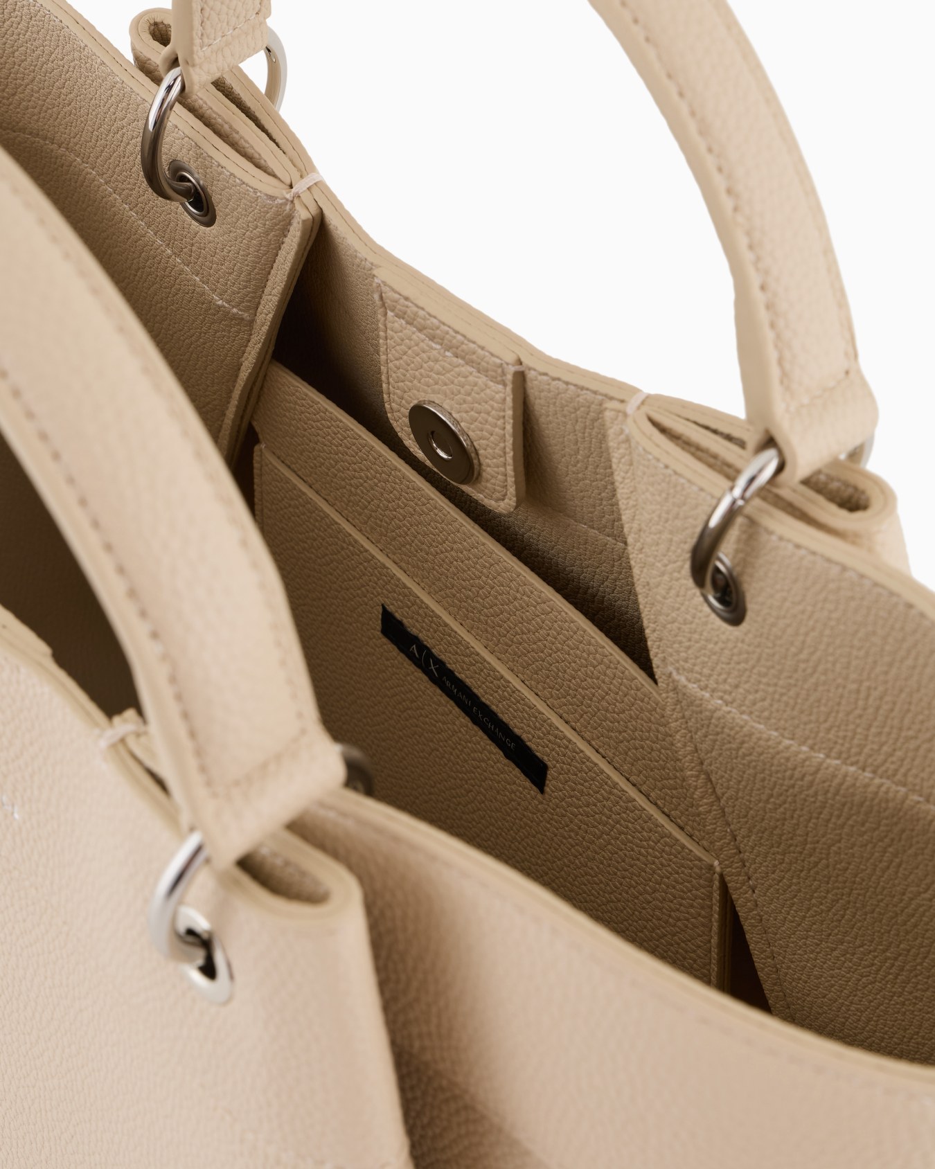 Large handbag with degradè shoulder strap Slide 3