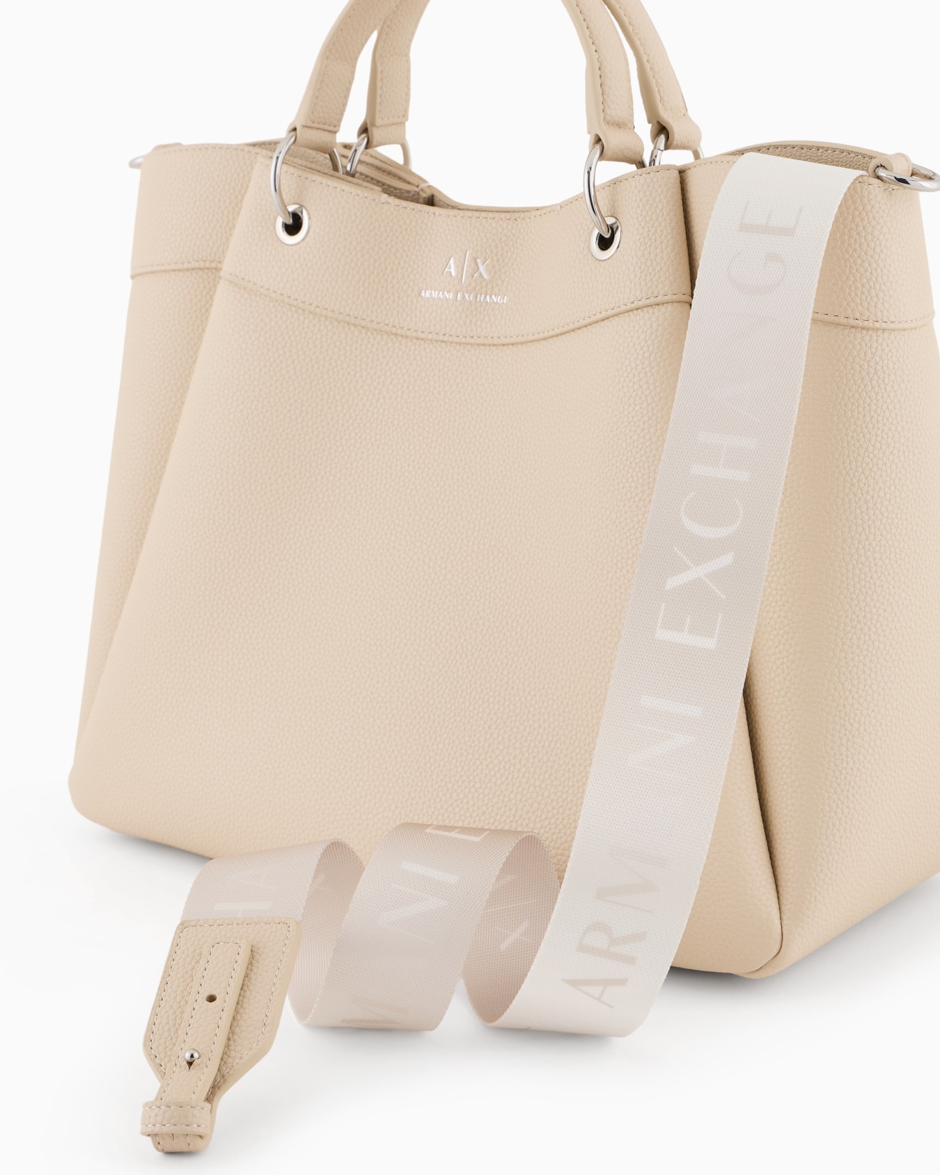 Large handbag with degradè shoulder strap Slide 4