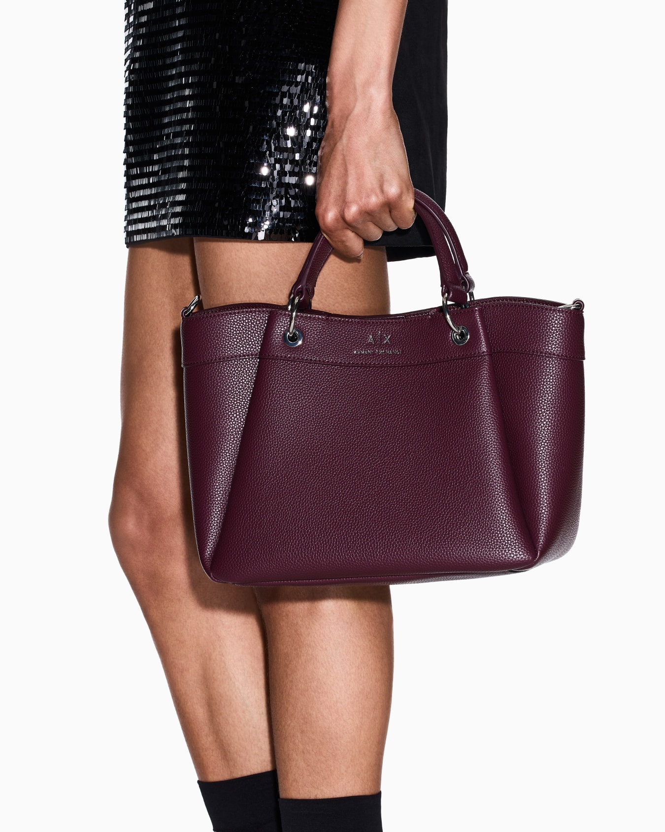 Medium handbag with degradè shoulder strap Slide 6