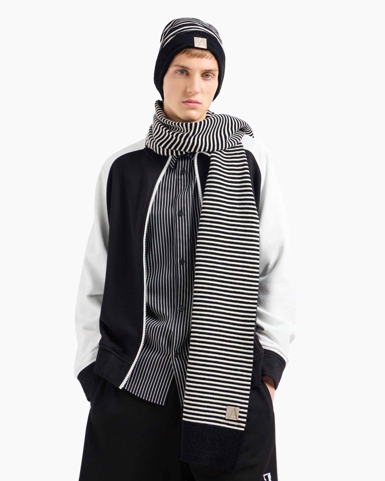 Striped scarf with logo patch Slide 2