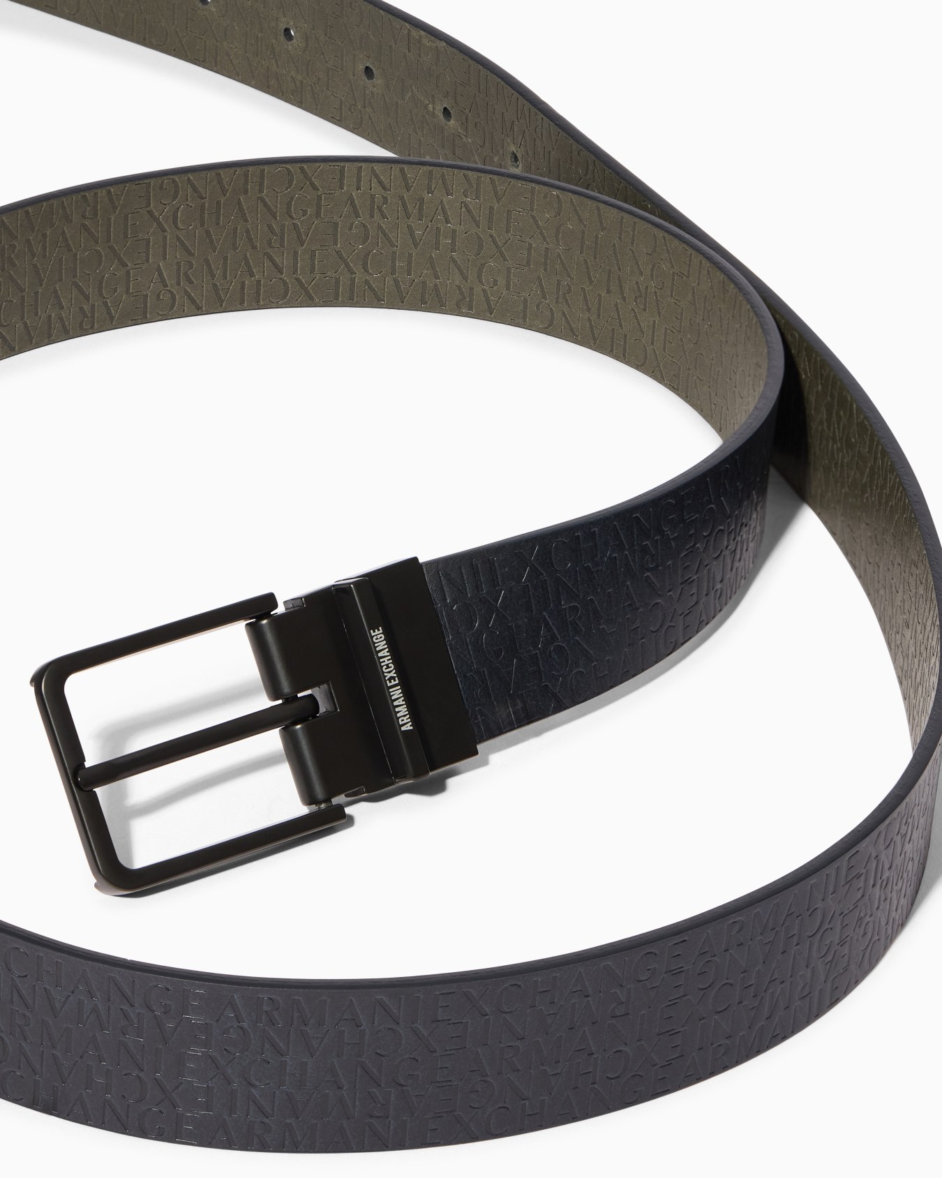 Reversible belt in solid color with allover logo Slide 1