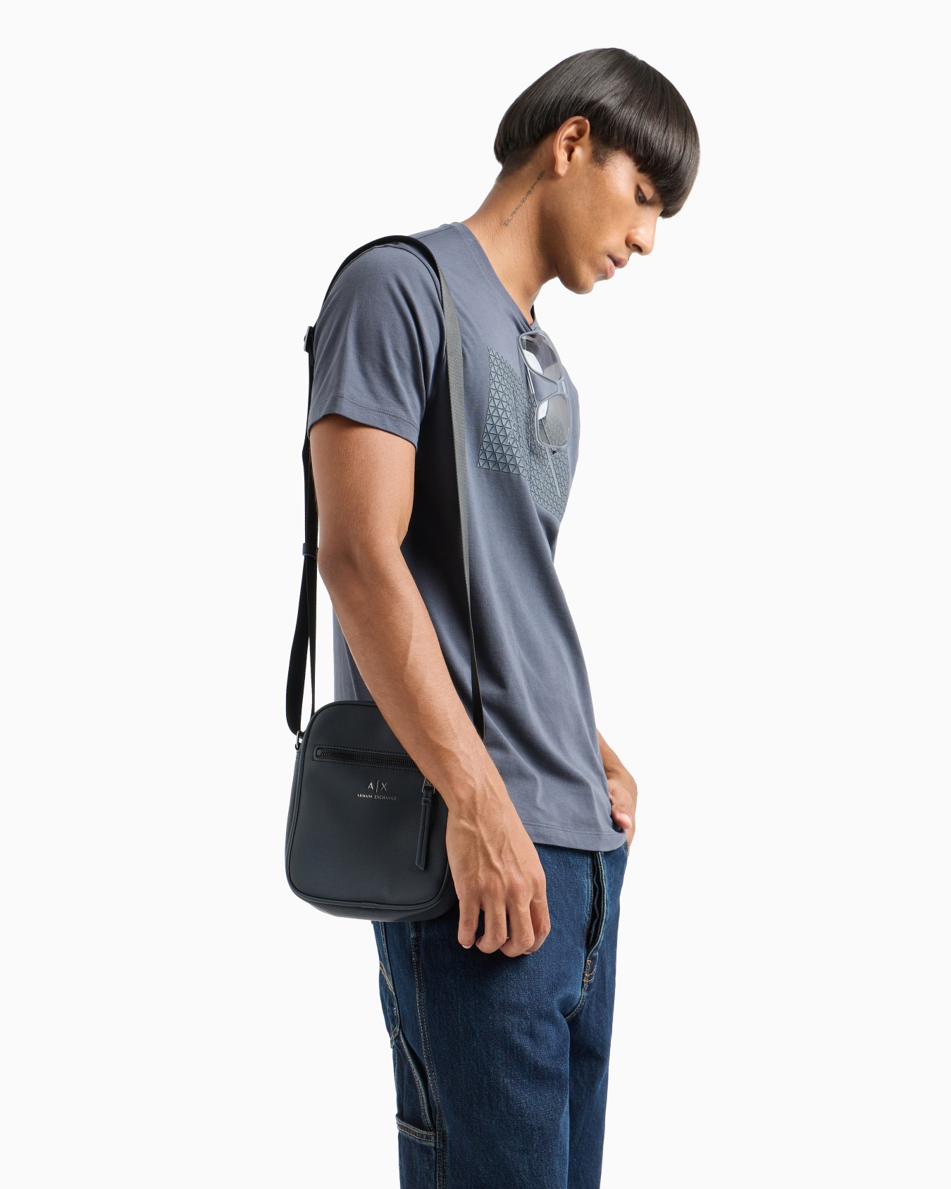 Crossbody bag with logo Slide 5