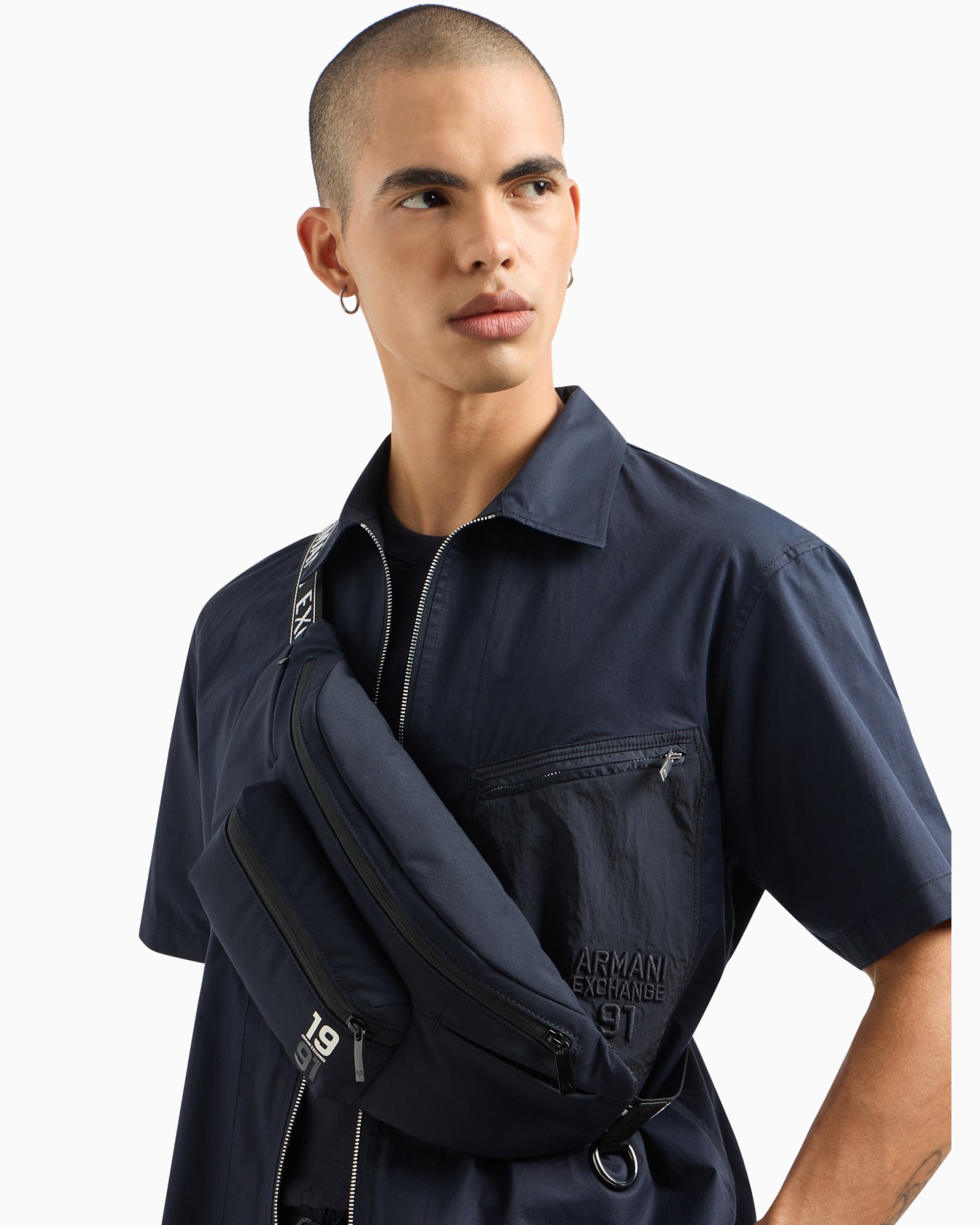 Shaped belt bag Diapositiva 5