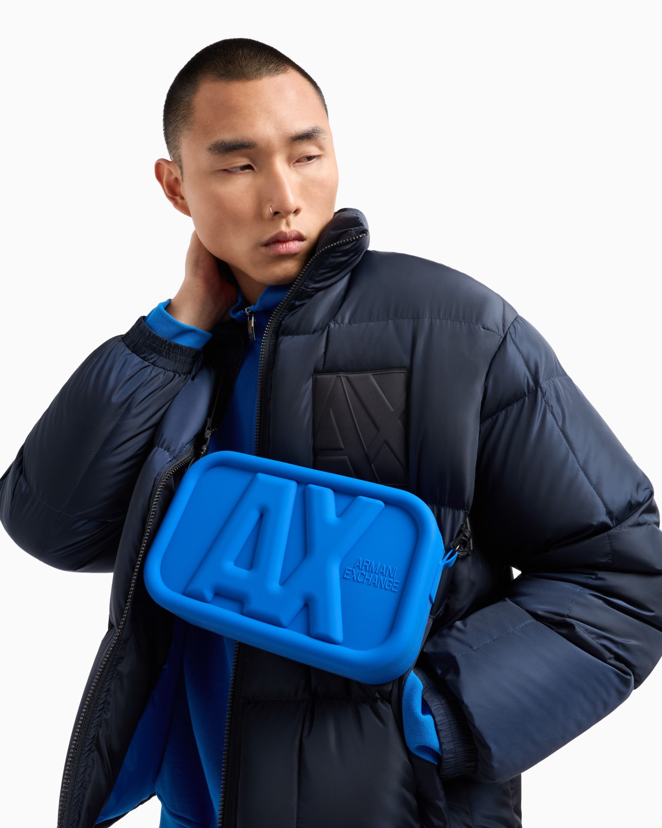 Silicone crossbody bag with embossed logo Slide 5