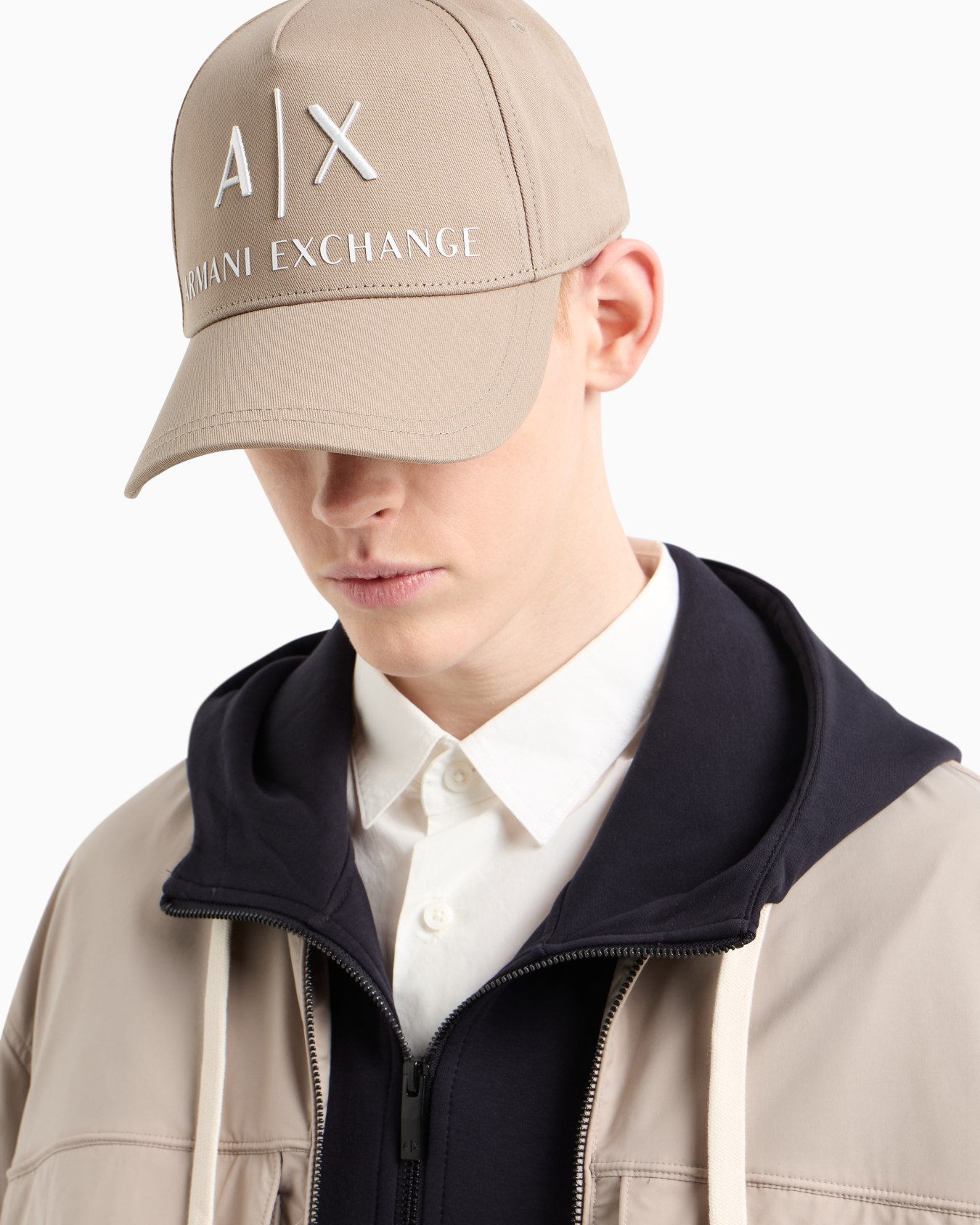 Visor cap with logo Slide 2