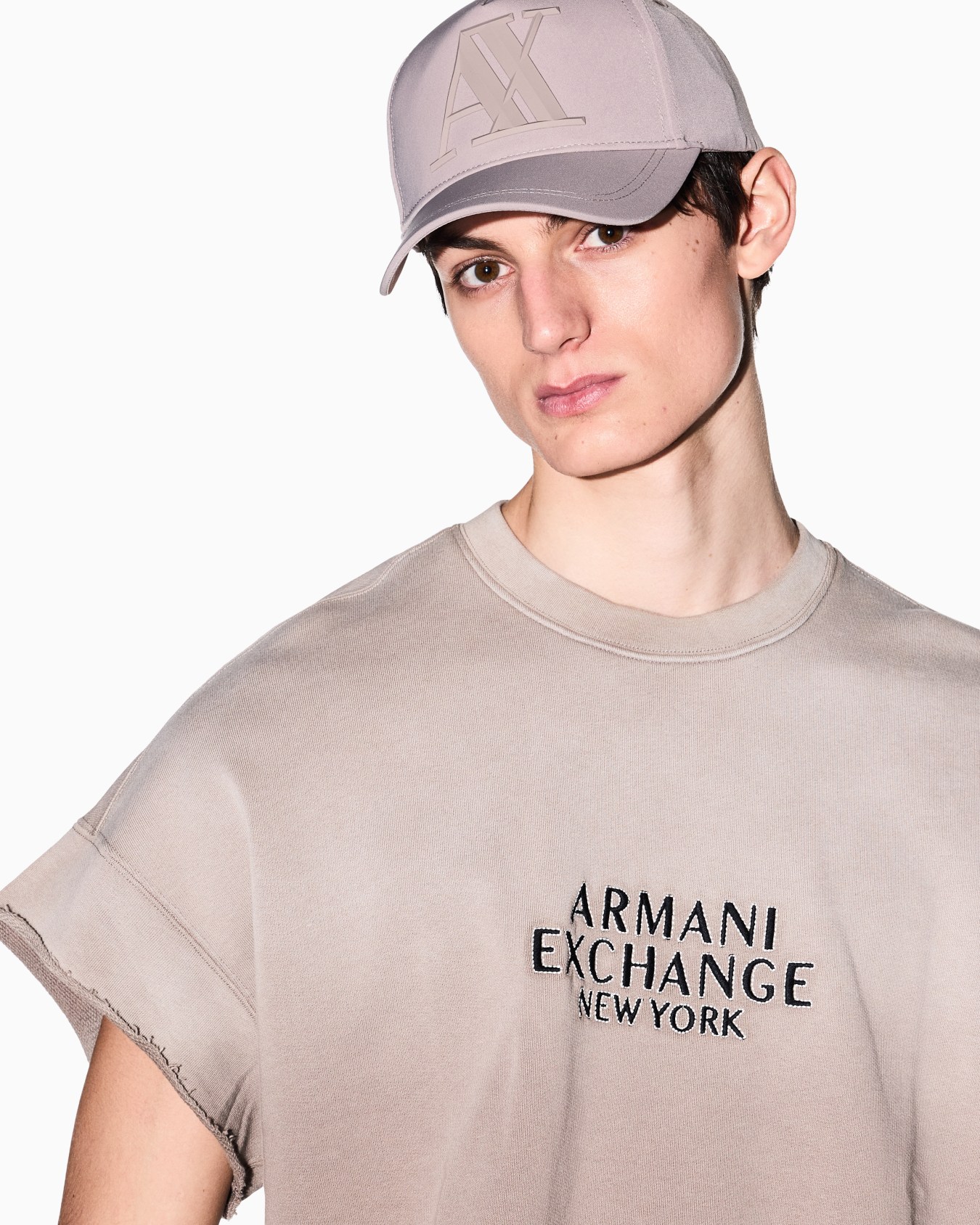 Visor cap with logo Slide 2