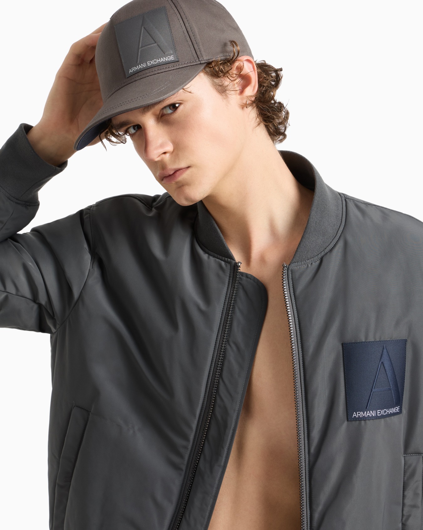 Cotton twill logo baseball cap Slide 2