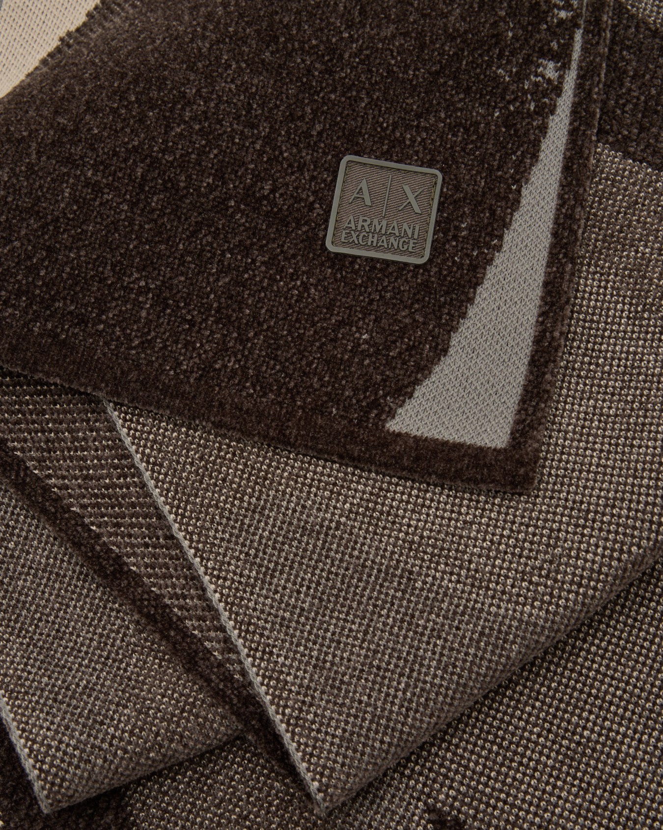 Camouflage scarf Slide 1