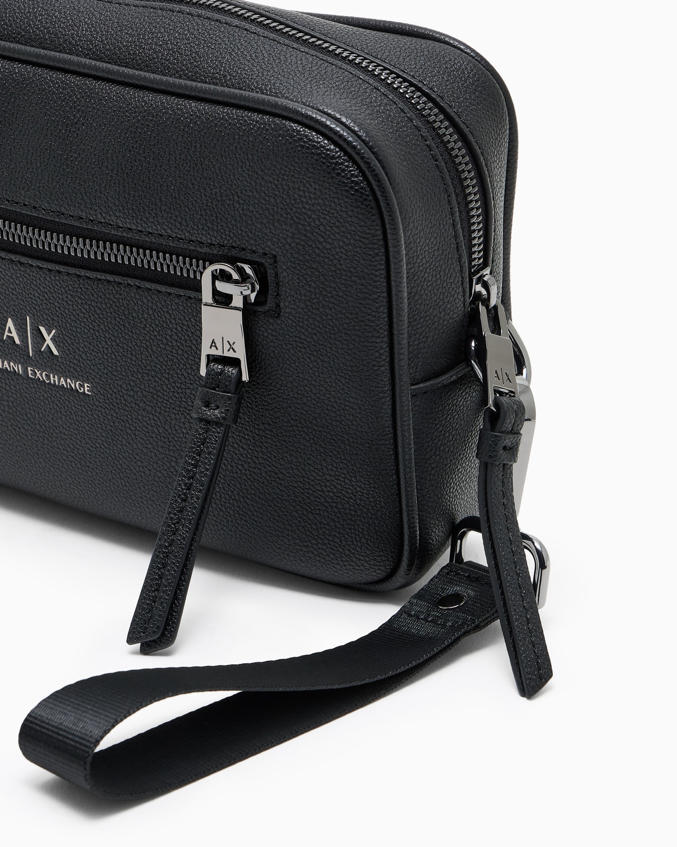 Beauty case with external drawstring Slide 4