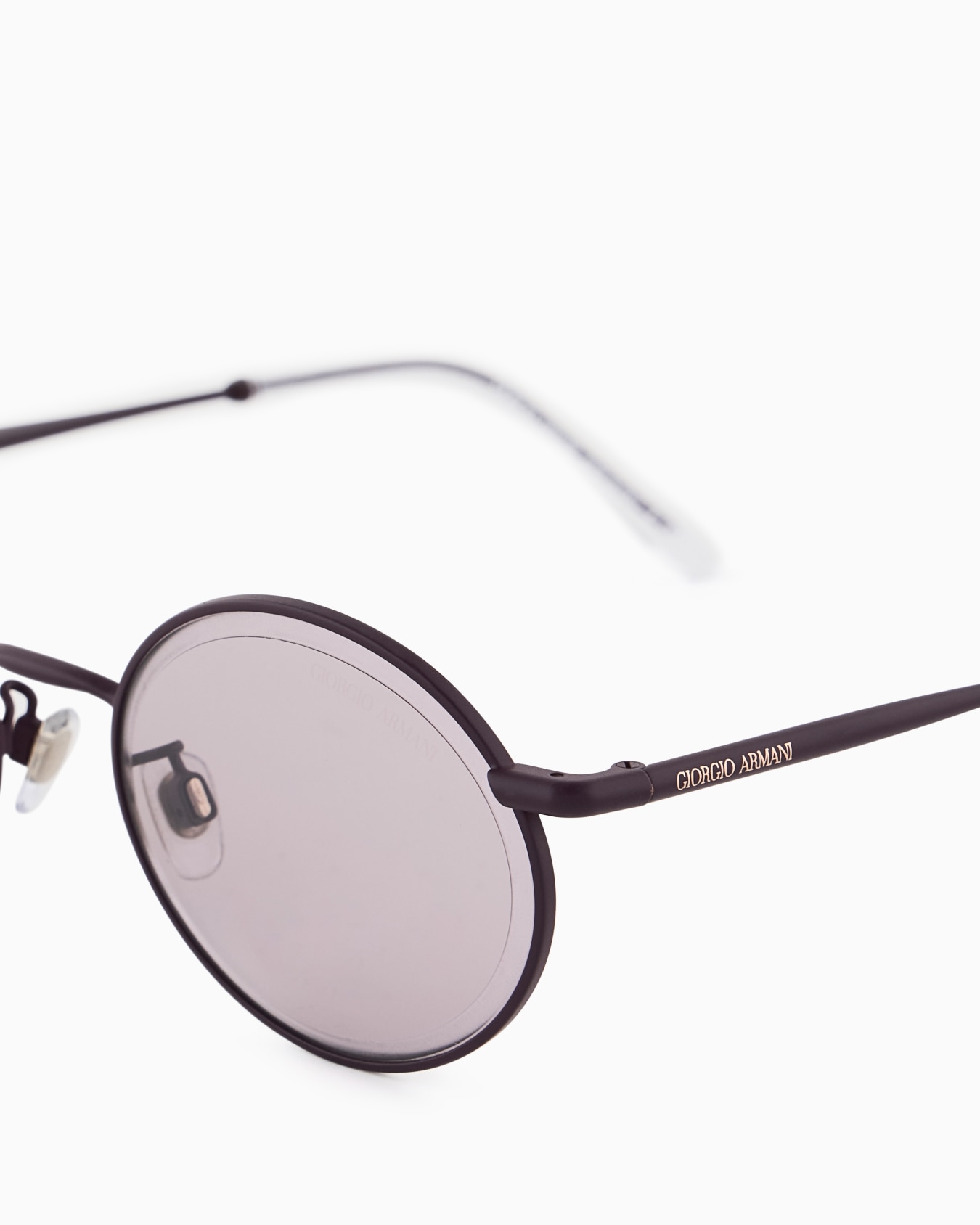 Oval women’s sunglasses Slide 4