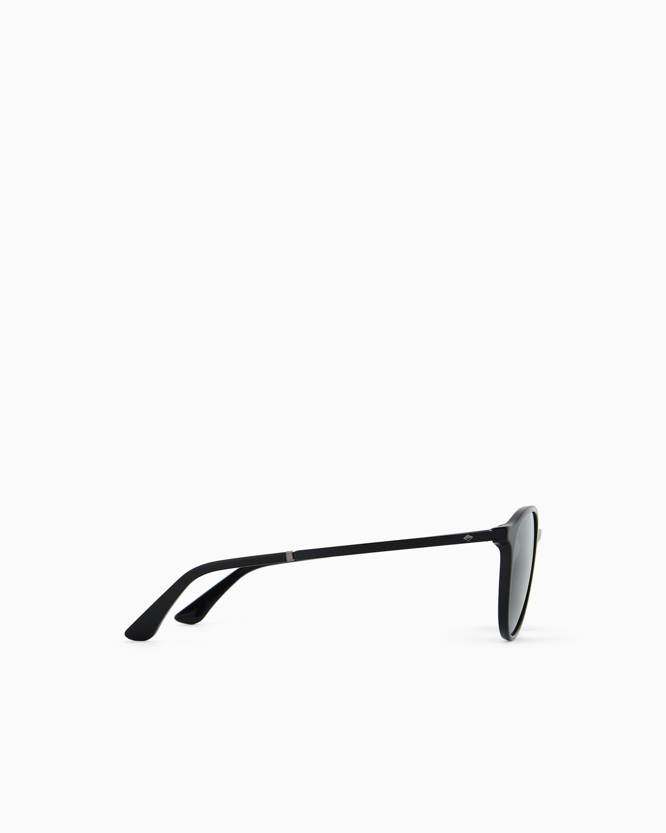 Sunglasses Slide 3
