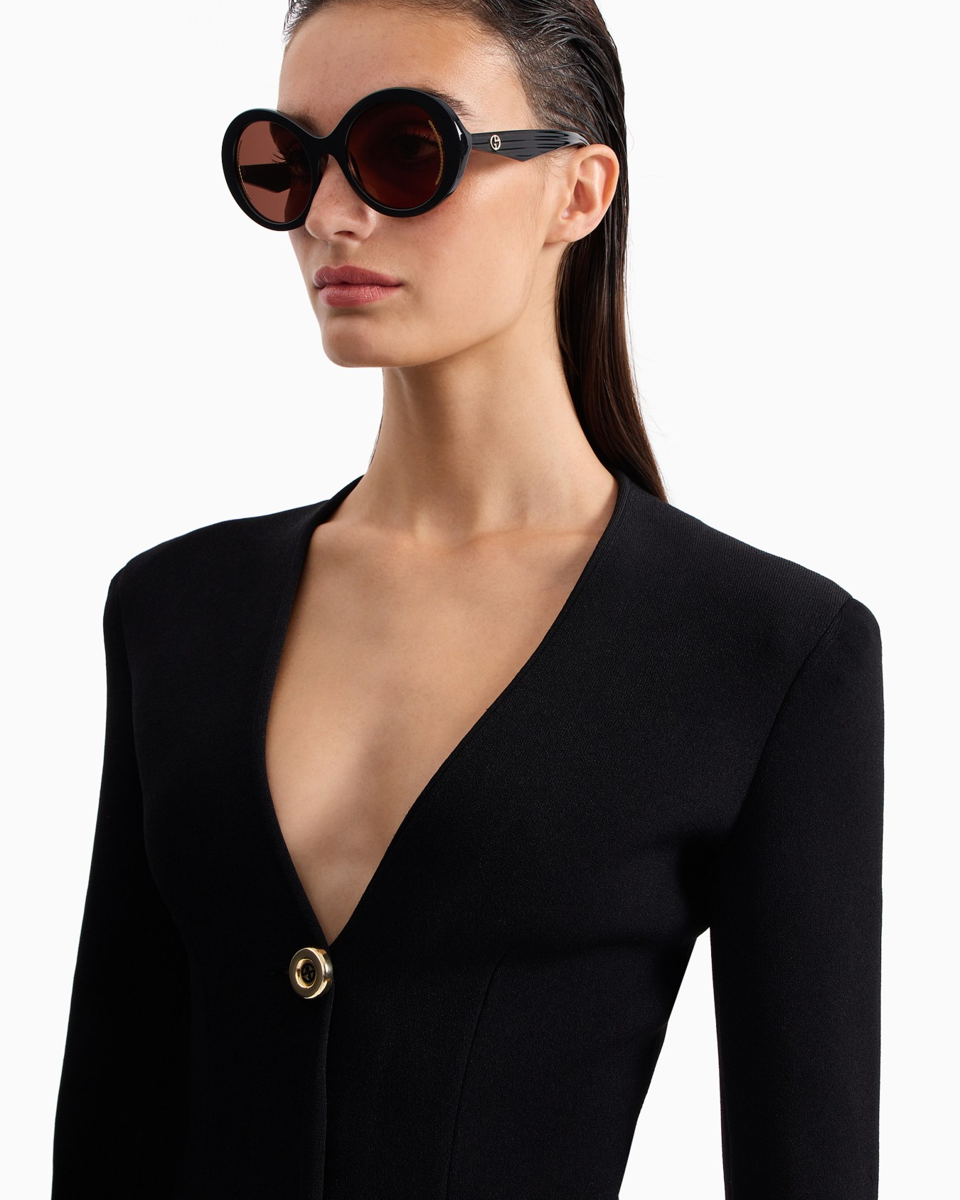 Oval women’s sunglasses Slide 1
