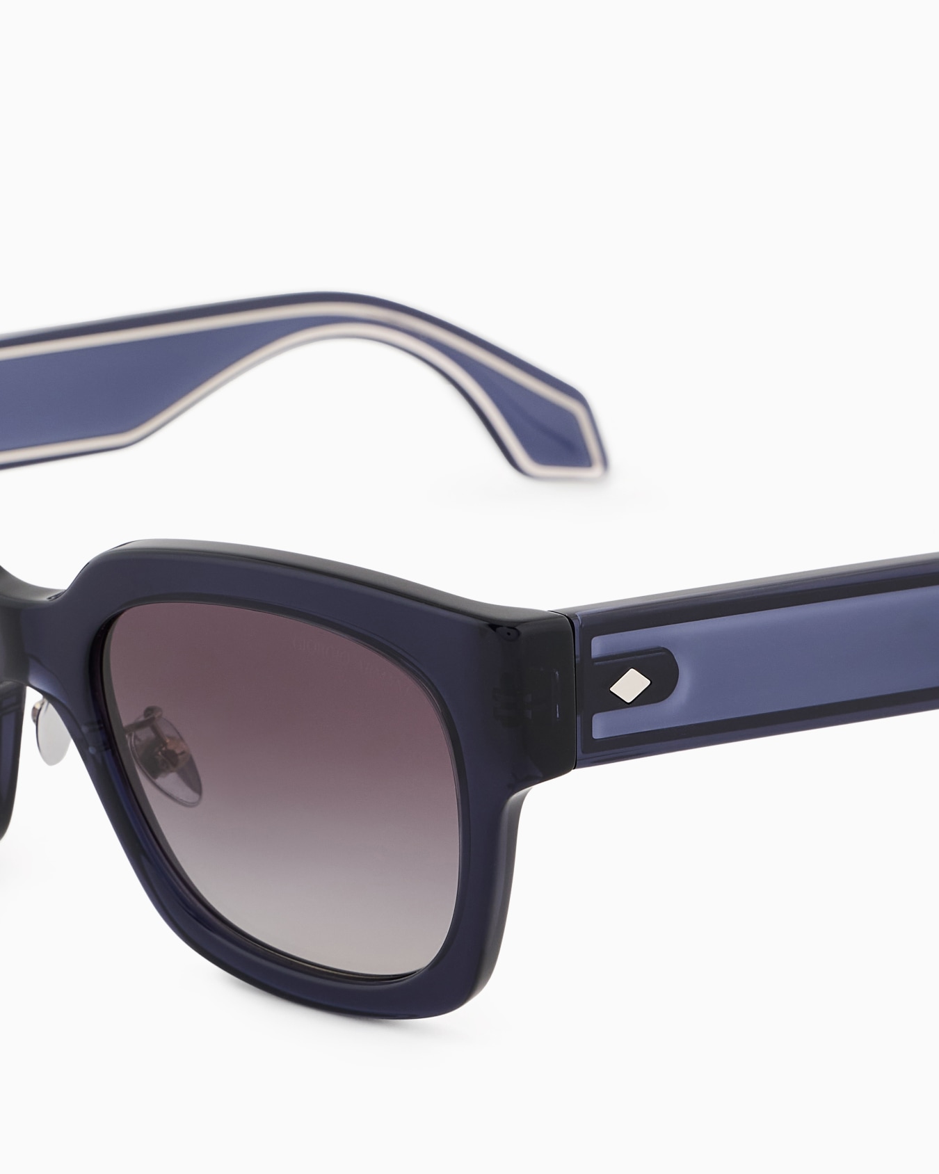 Women’s square sunglasses Slide 4