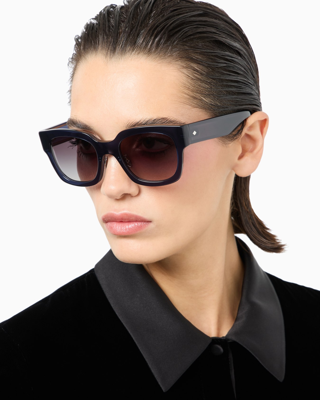 Women’s square sunglasses Slide 1