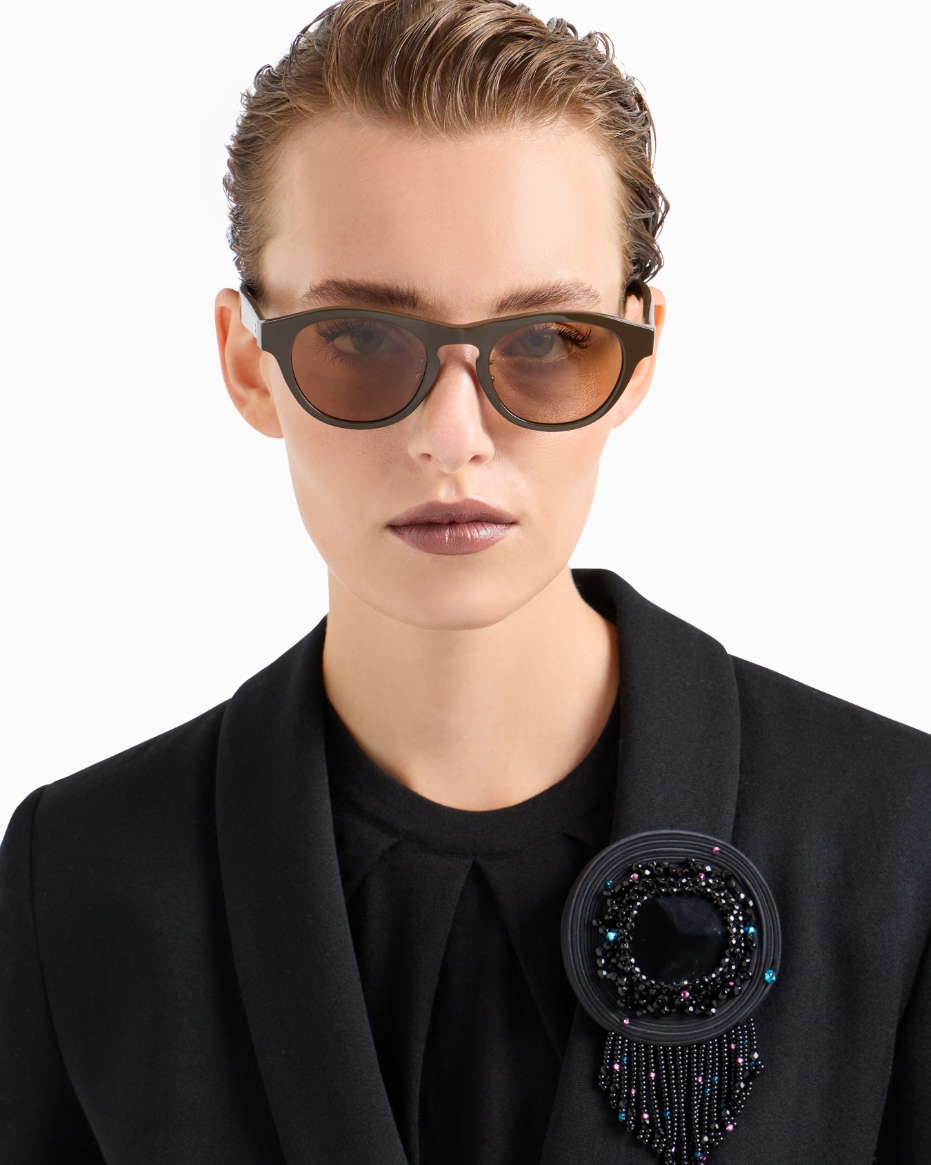Men’s oval sunglasses Slide 6