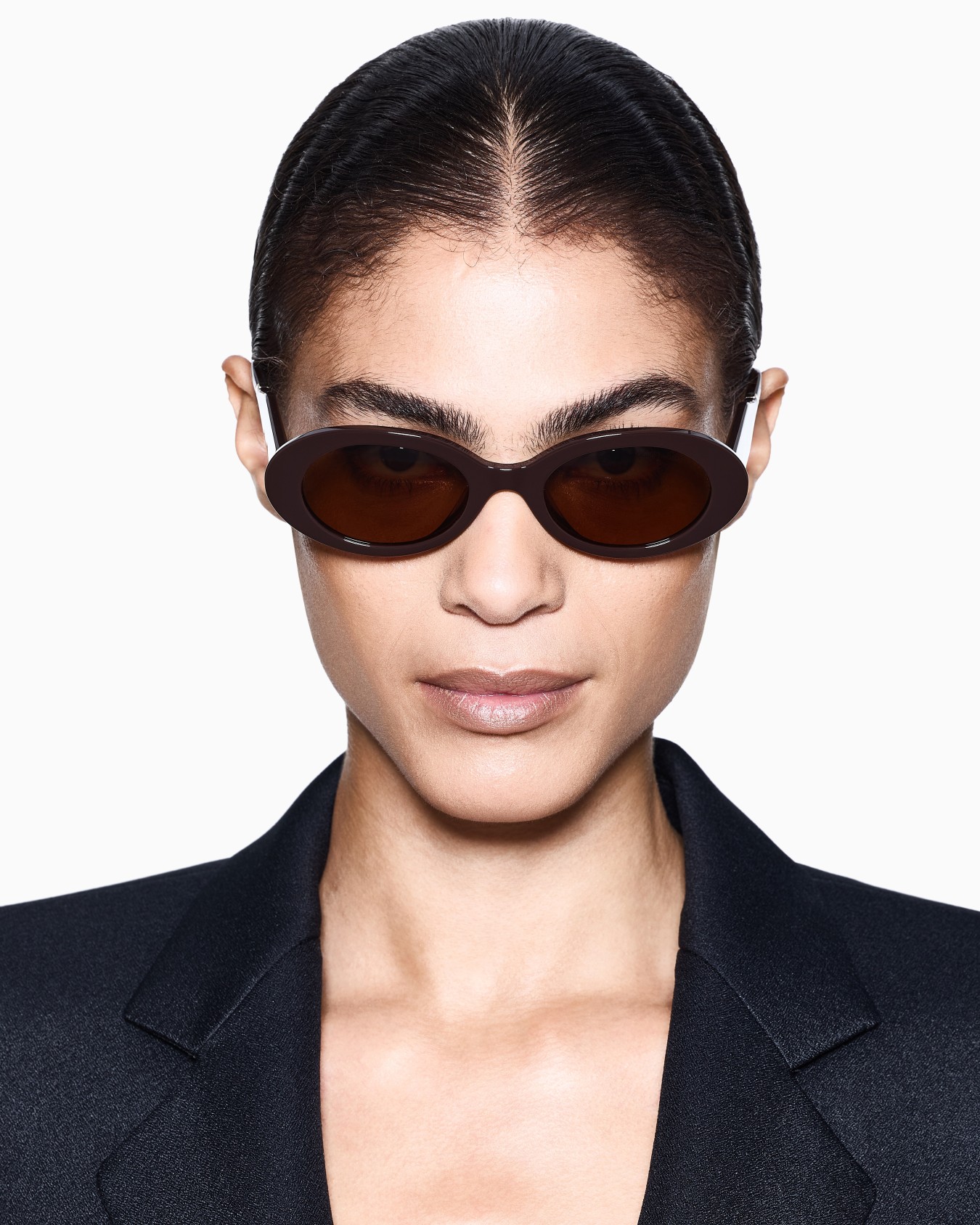 Oval women’s sunglasses Slide 1