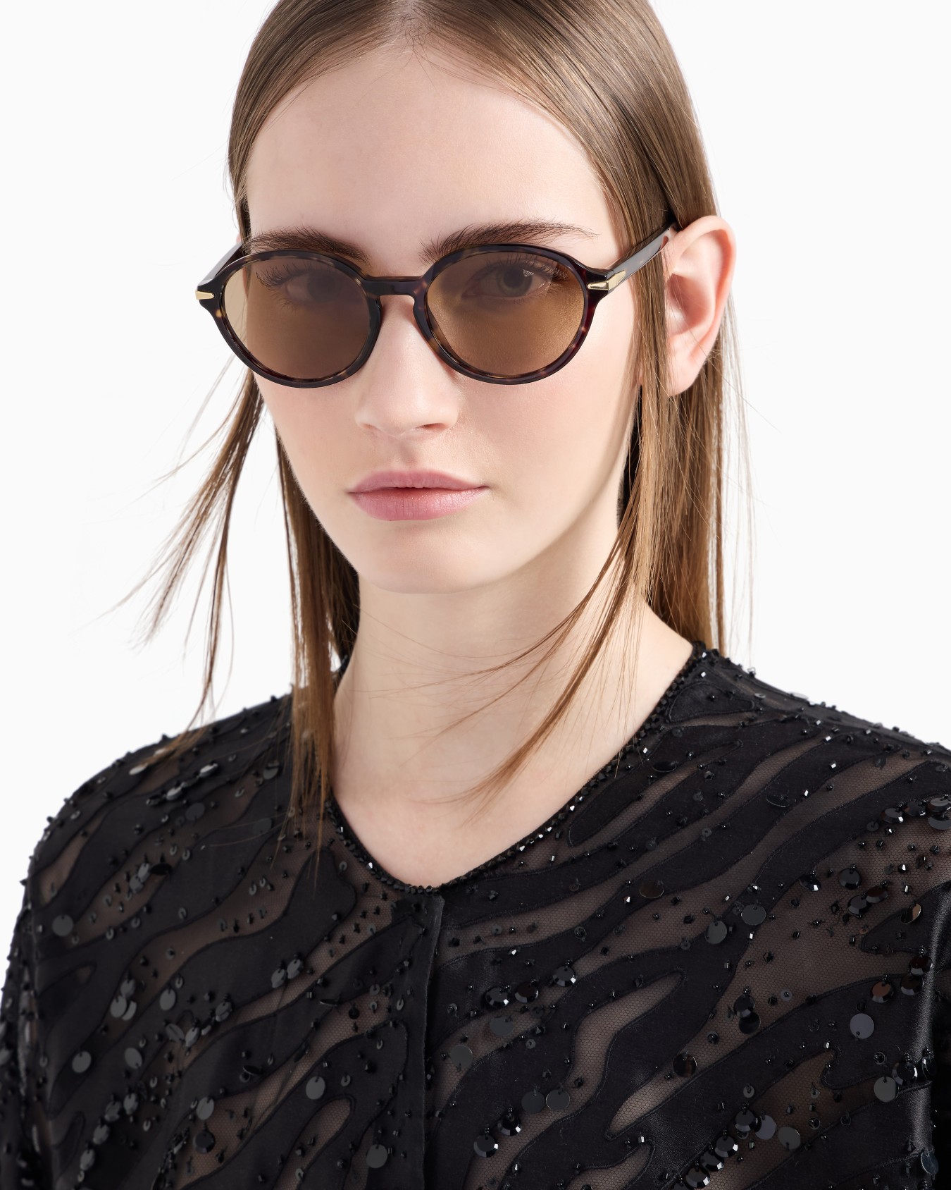 Oval women’s sunglasses Slide 1