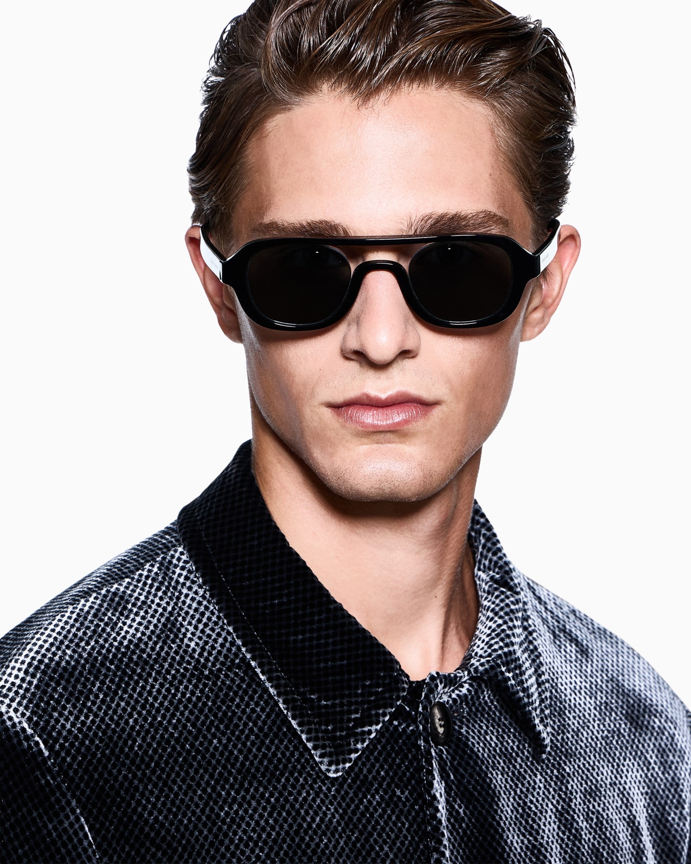 Irregular-shaped men's sunglasses Slide 1