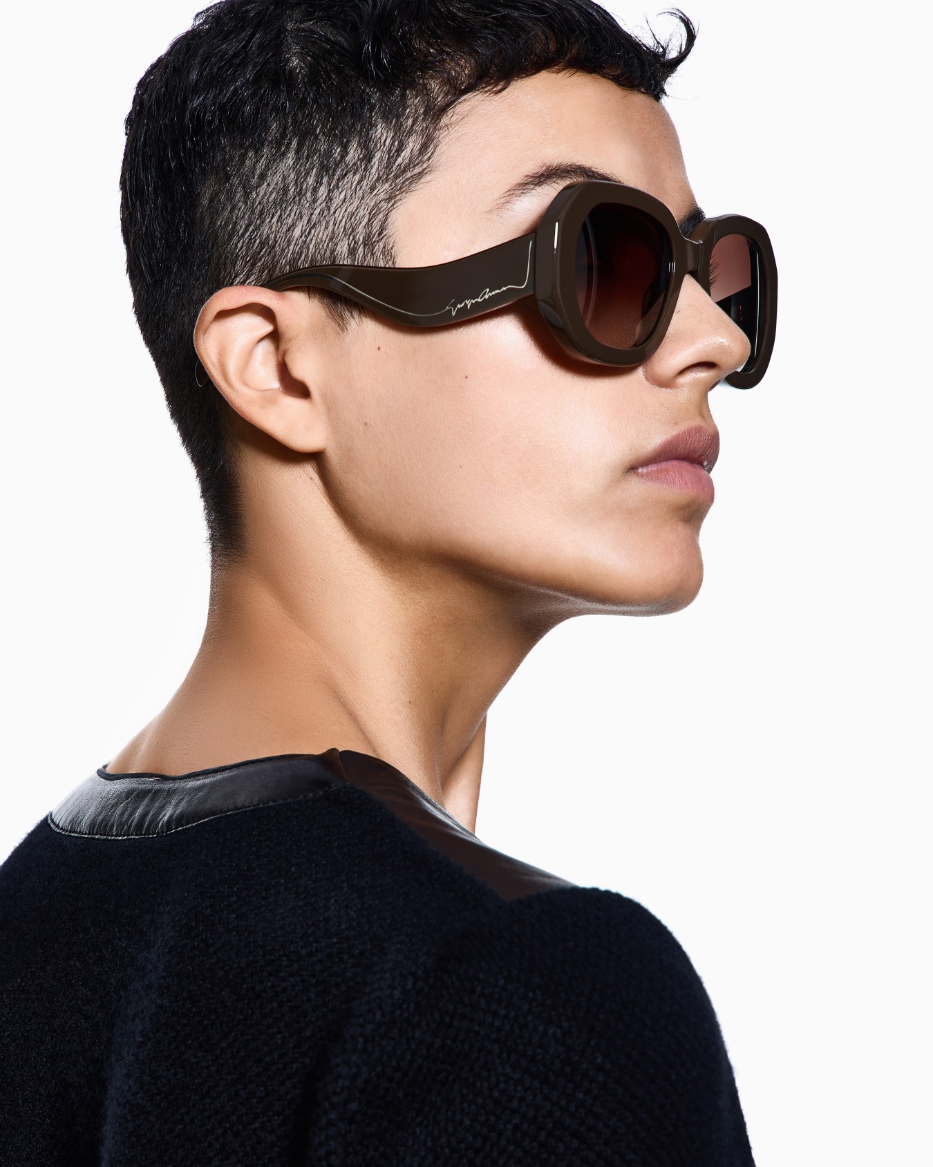 Occhiali da sole da donna forma squadrata Slide 1